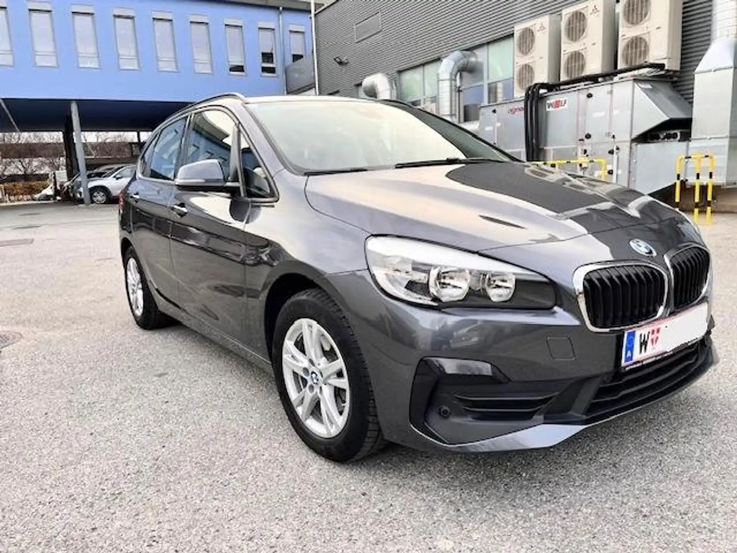 BMW 216 216d Active Tourer Grau - 1