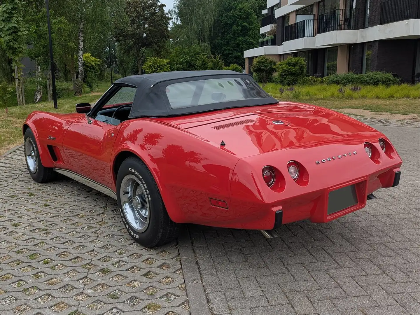 Chevrolet Corvette C3 Rouge - 2