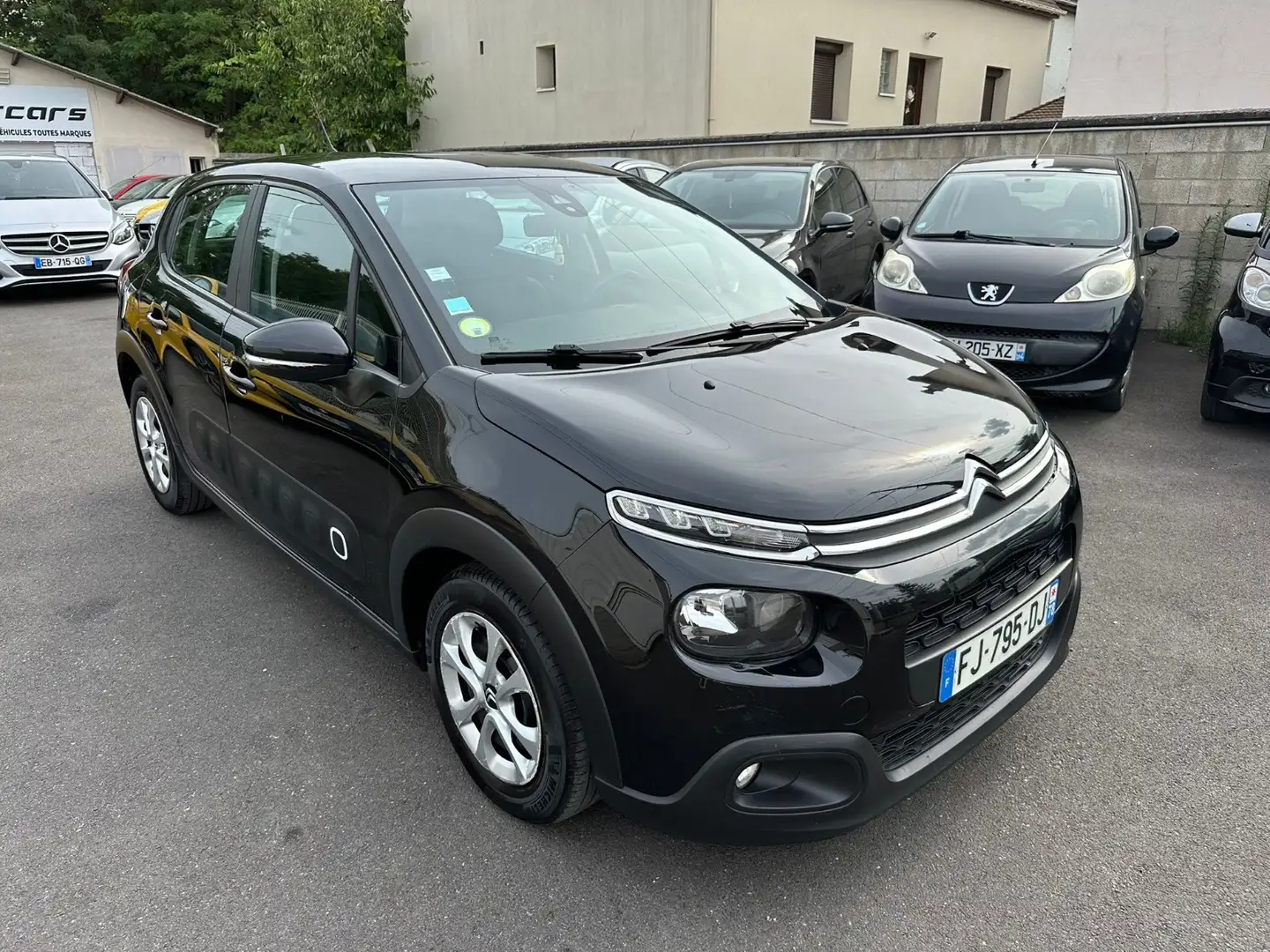 Citroen C3 C3 BlueHDi 100 S\u0026amp;S BVM6 Feel Zwart - 2