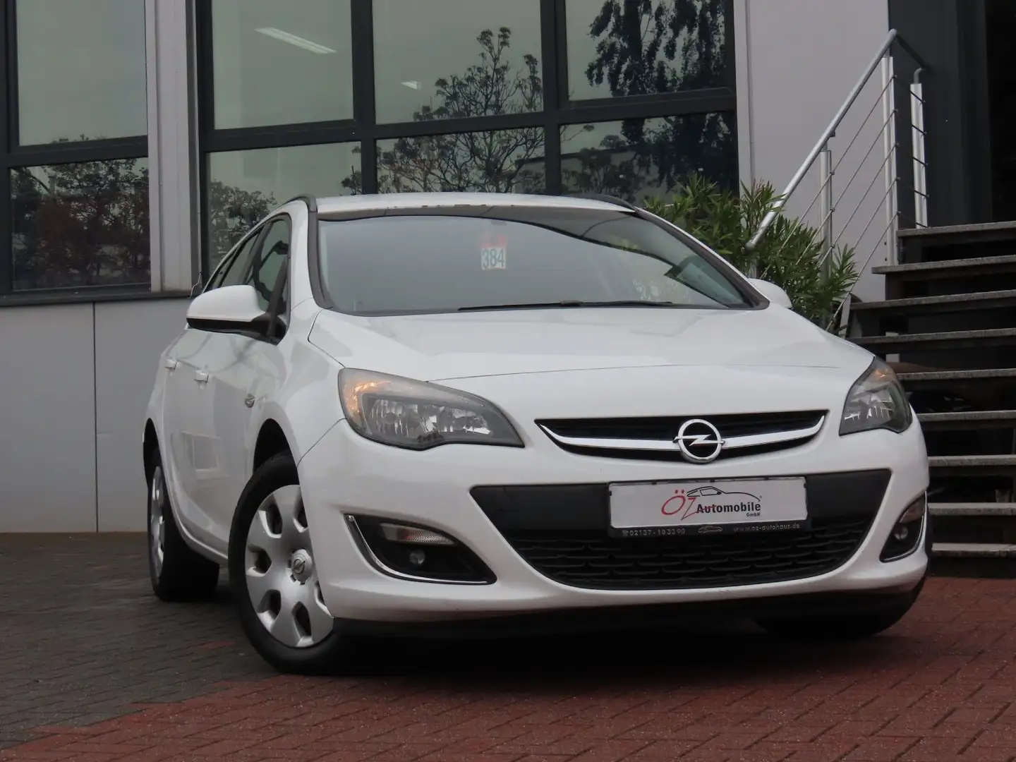 Opel Astra Sports Tourer 1.7 CDTI Weiß - 1