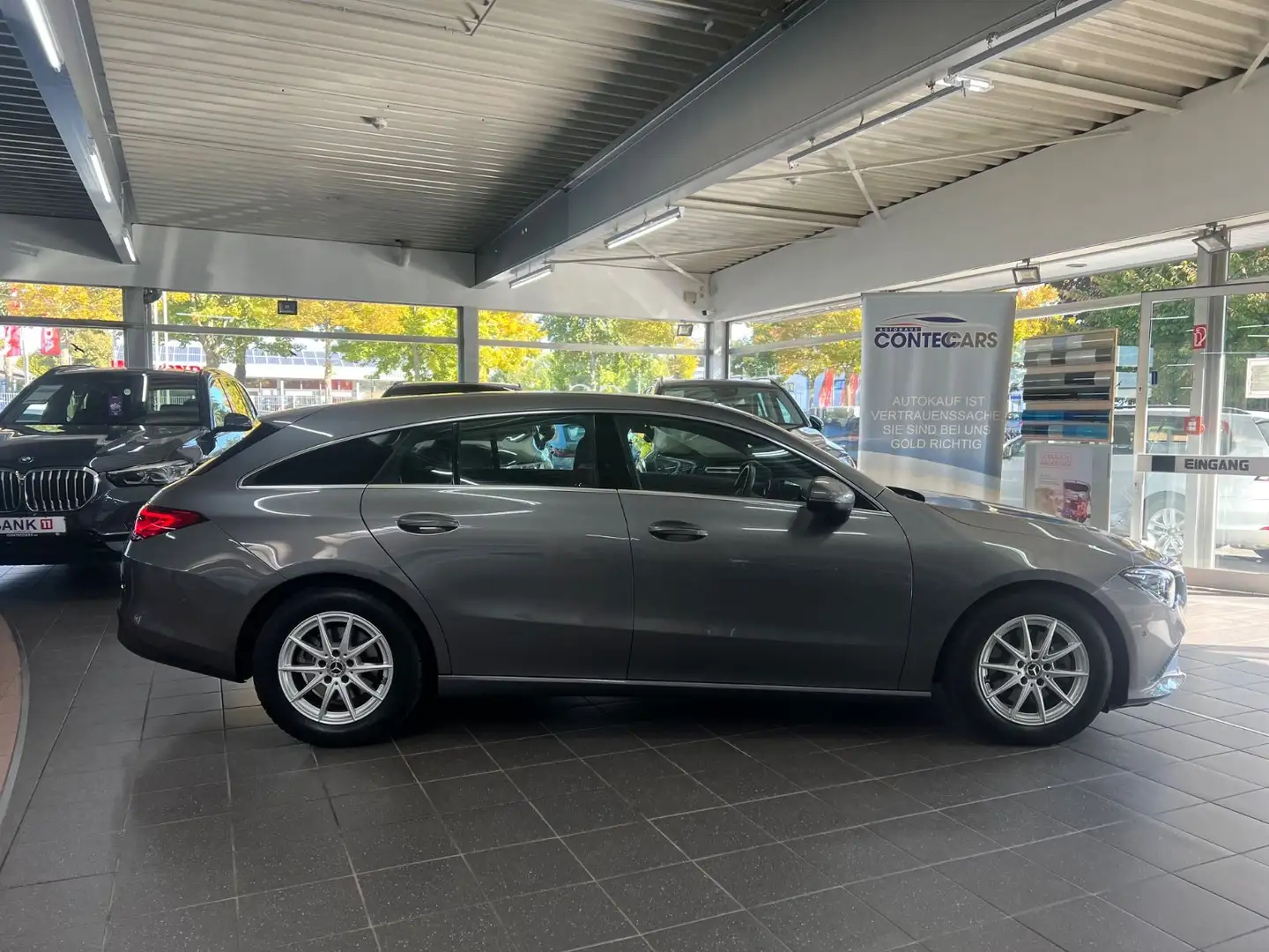 Mercedes-Benz CLA 180 CLA 180d Shooting Brake VIELE EXTRAS Gris - 1