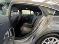 Mercedes-Benz CLA 180 CLA 180d Shooting Brake VIELE EXTRAS Gris - thumbnail 22