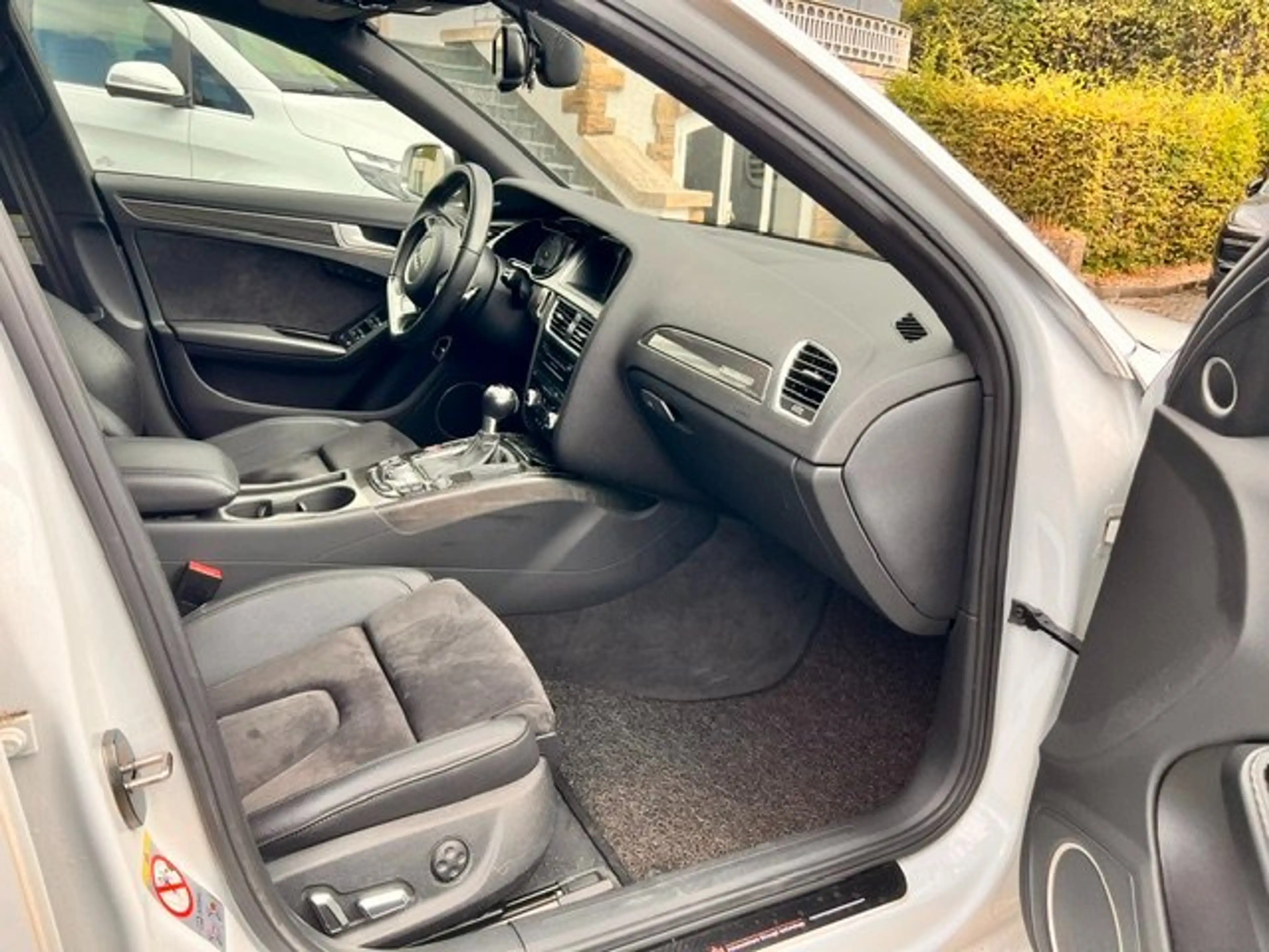 Audi S4 S4 S tronic — photo 13