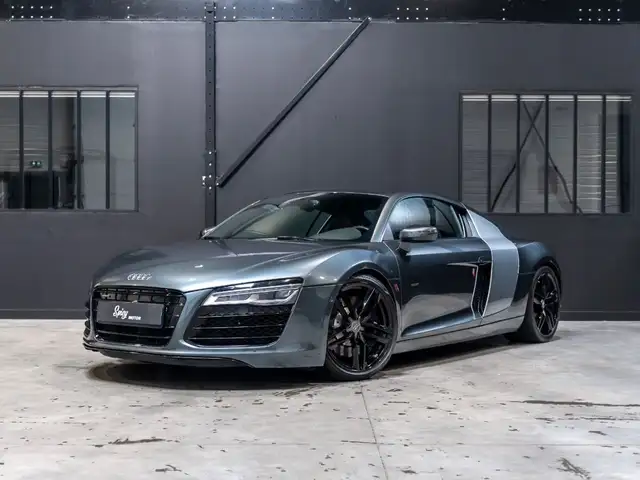 Audi R8 V8 S-Tronic (Type 42.2) - Spicy Motor