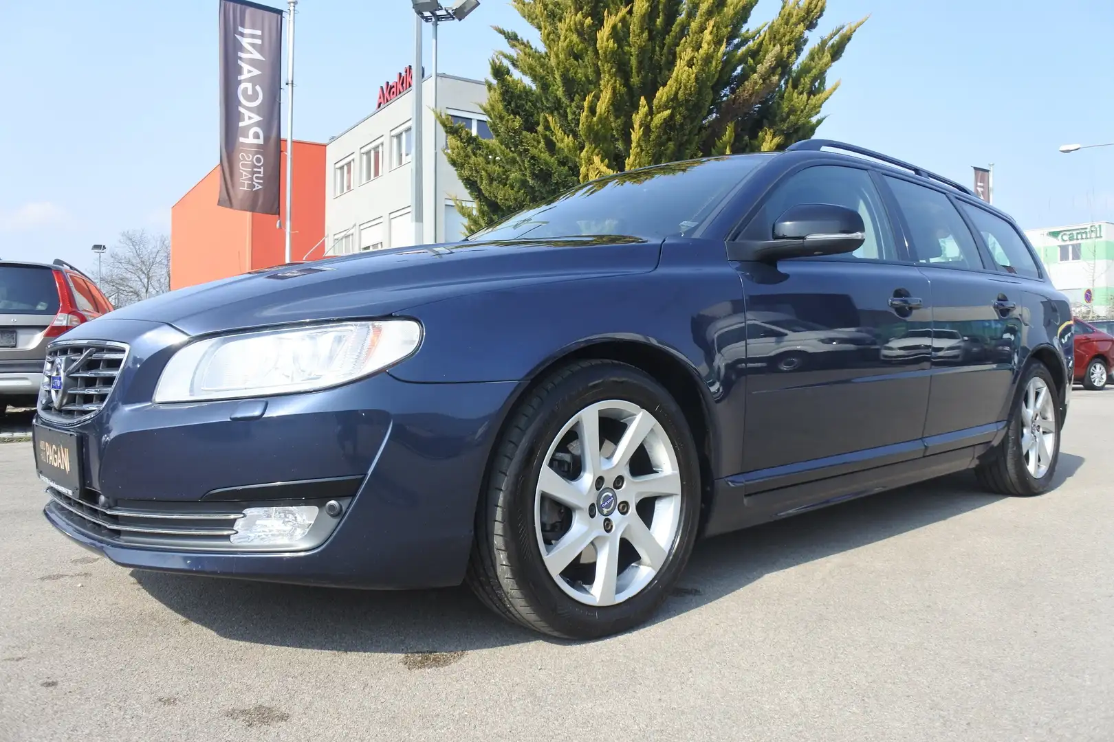 Volvo V70 V70 D4 Momentum Geartronic/AHK/8FACH/NAVI/ - 2