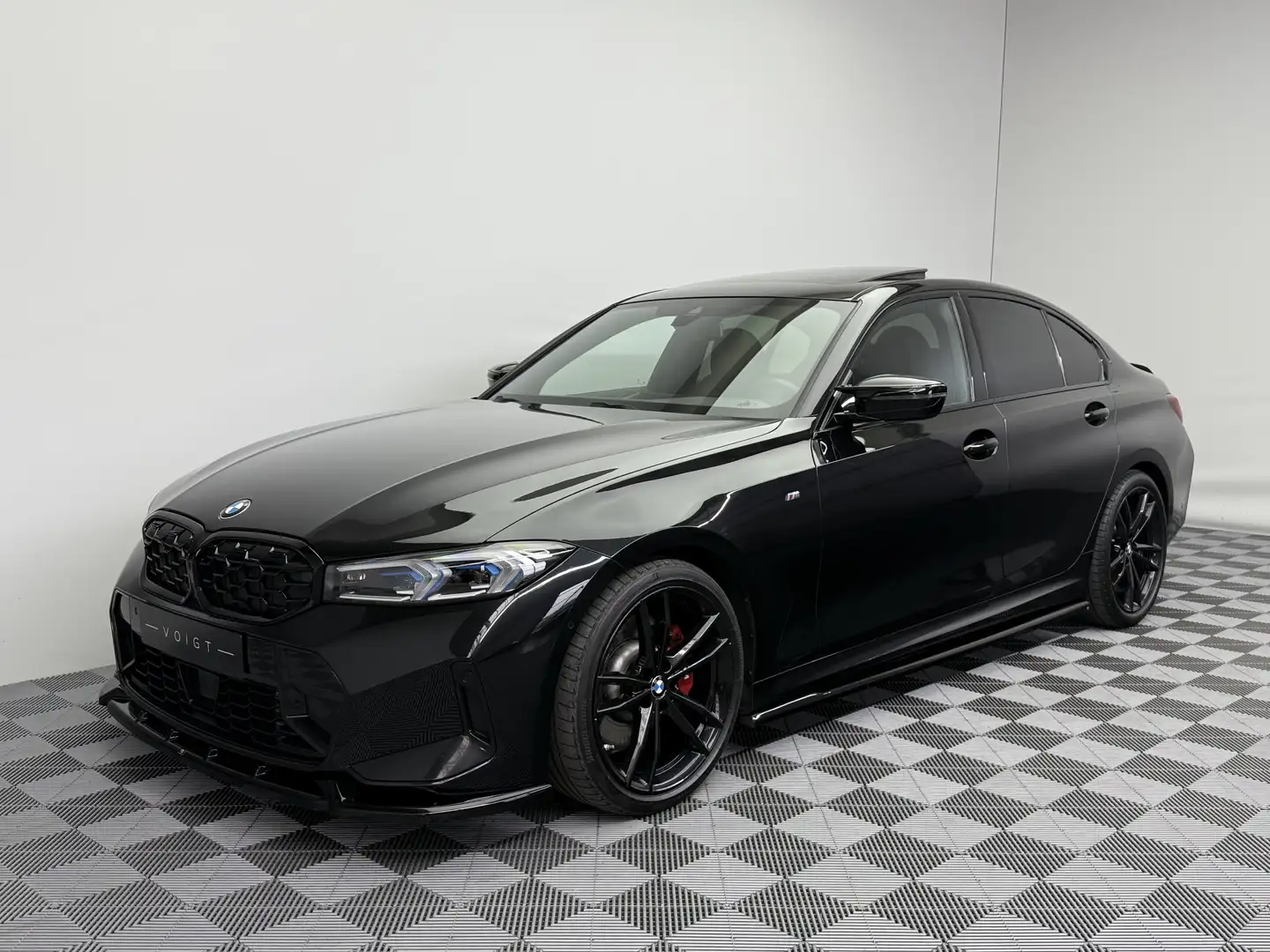 BMW 330 d M Sport|2.Hand|Pano|Live Cockpit Plus|LED| Schwarz - 2