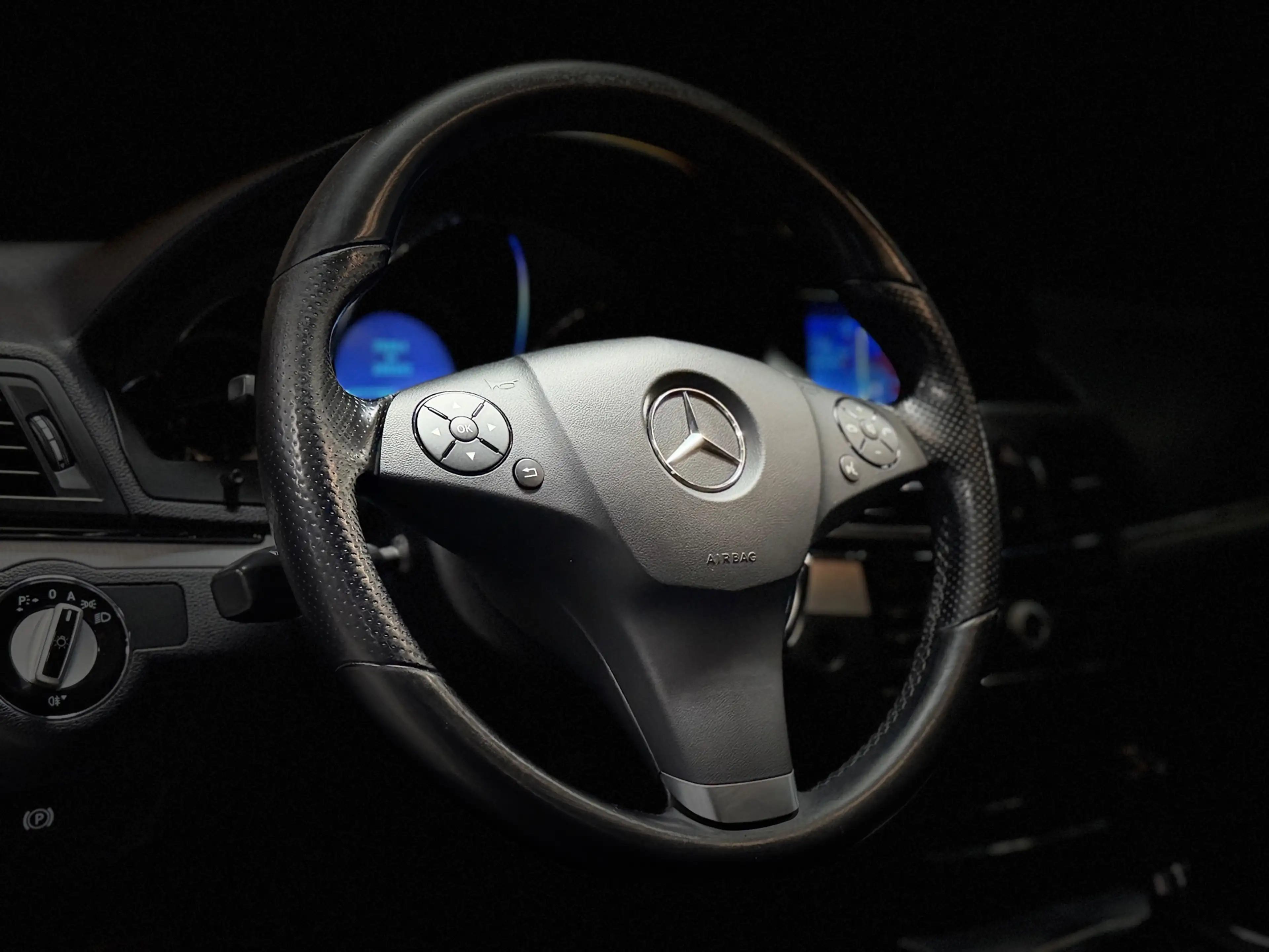 Mercedes-Benz E 350 Coupé CGI Elegance Automaat Leer Xenon — photo 19