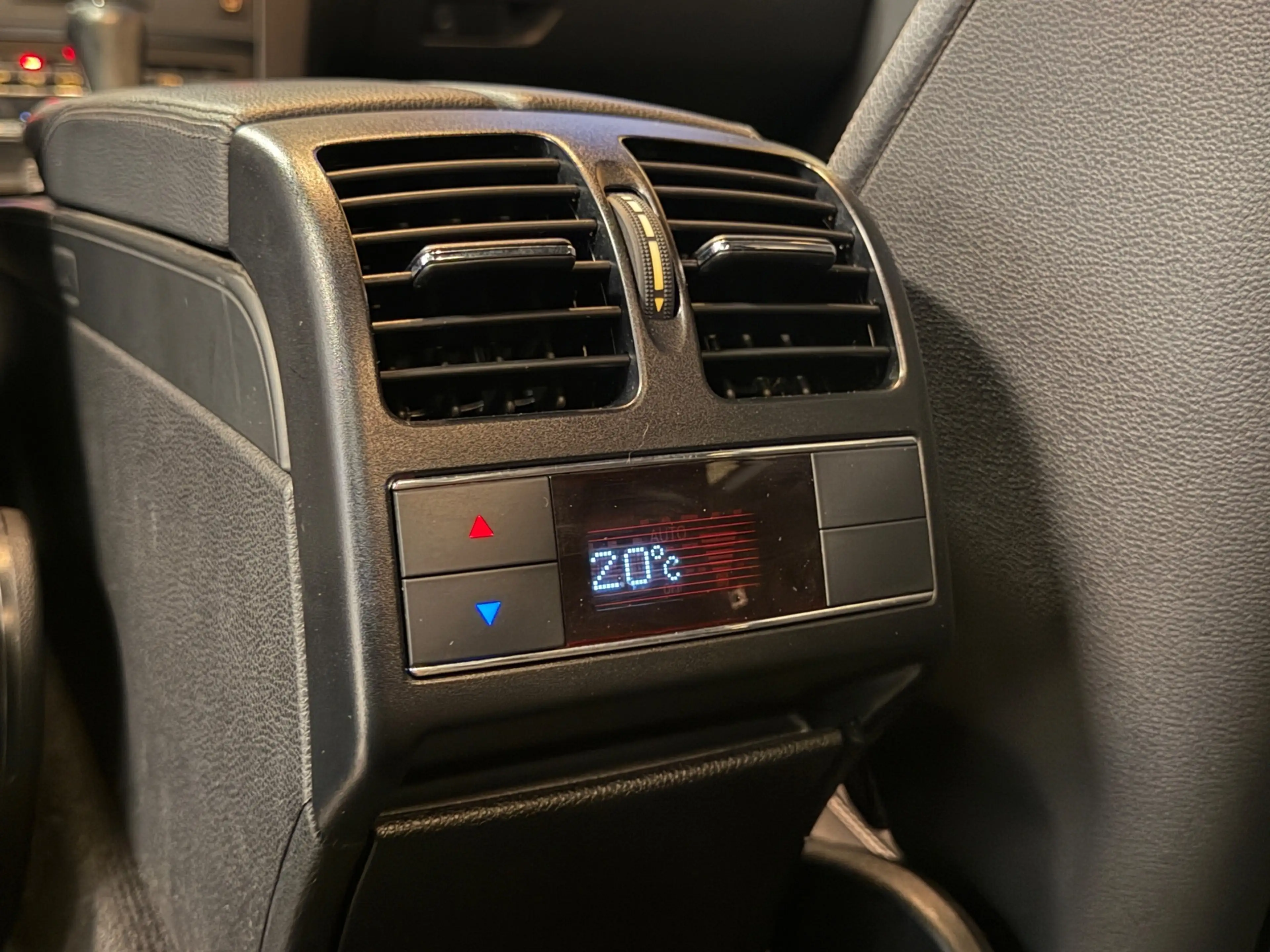 Mercedes-Benz E 350 Coupé CGI Elegance Automaat Leer Xenon — photo 36