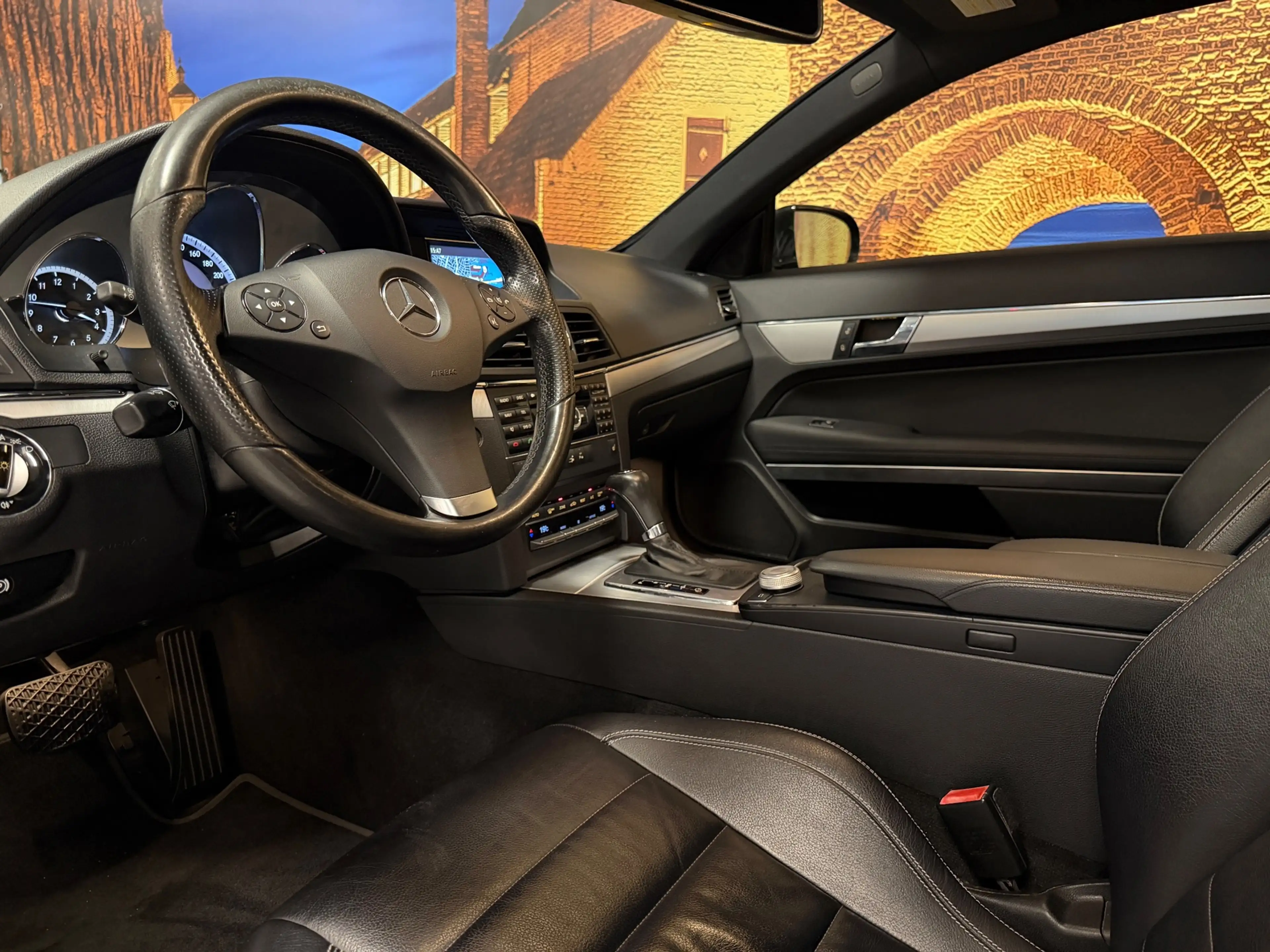Mercedes-Benz E 350 Coupé CGI Elegance Automaat Leer Xenon — photo 22