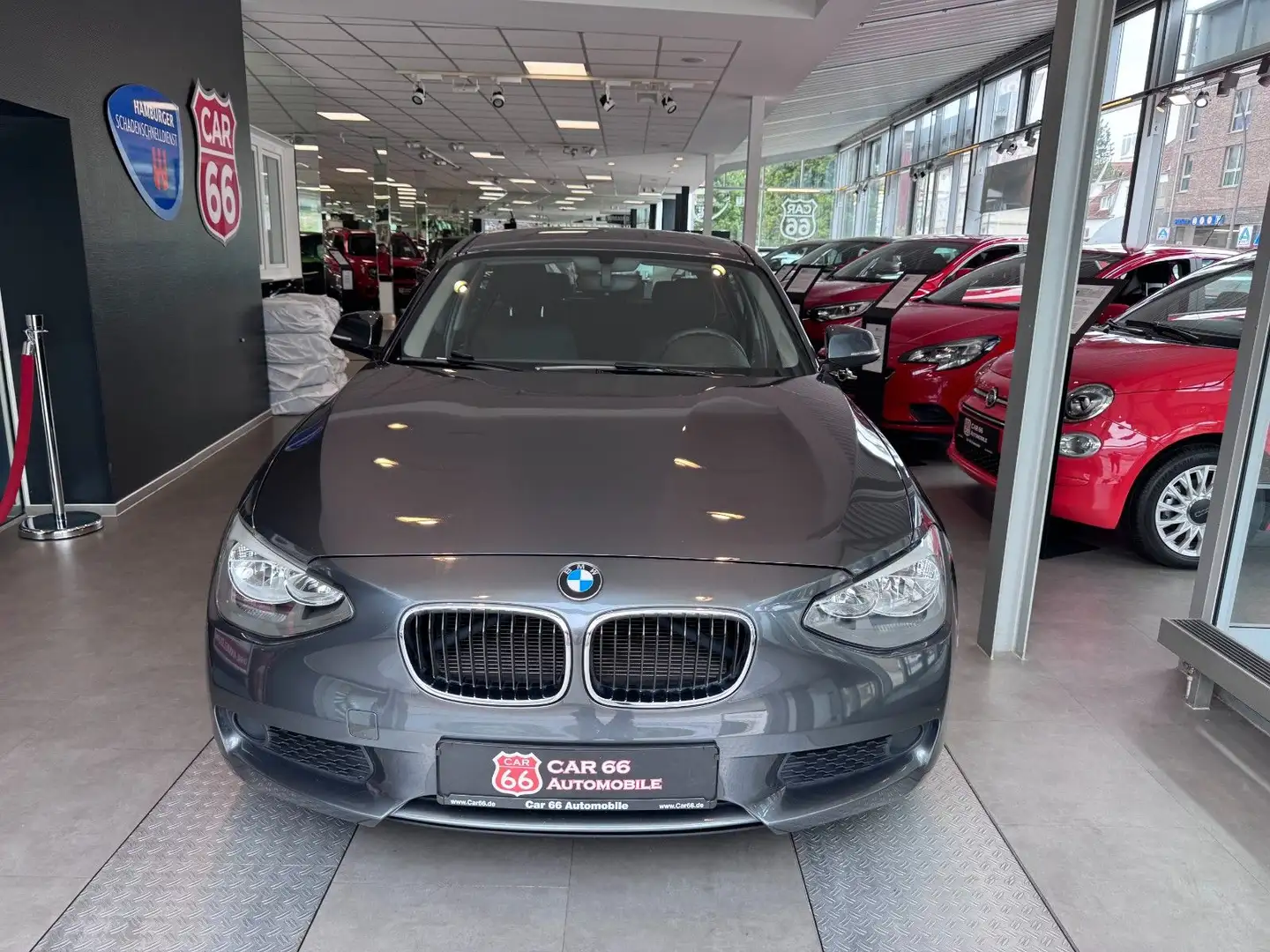 BMW 116 Baureihe 1 Lim. 5-trg. 116 i Gris - 2