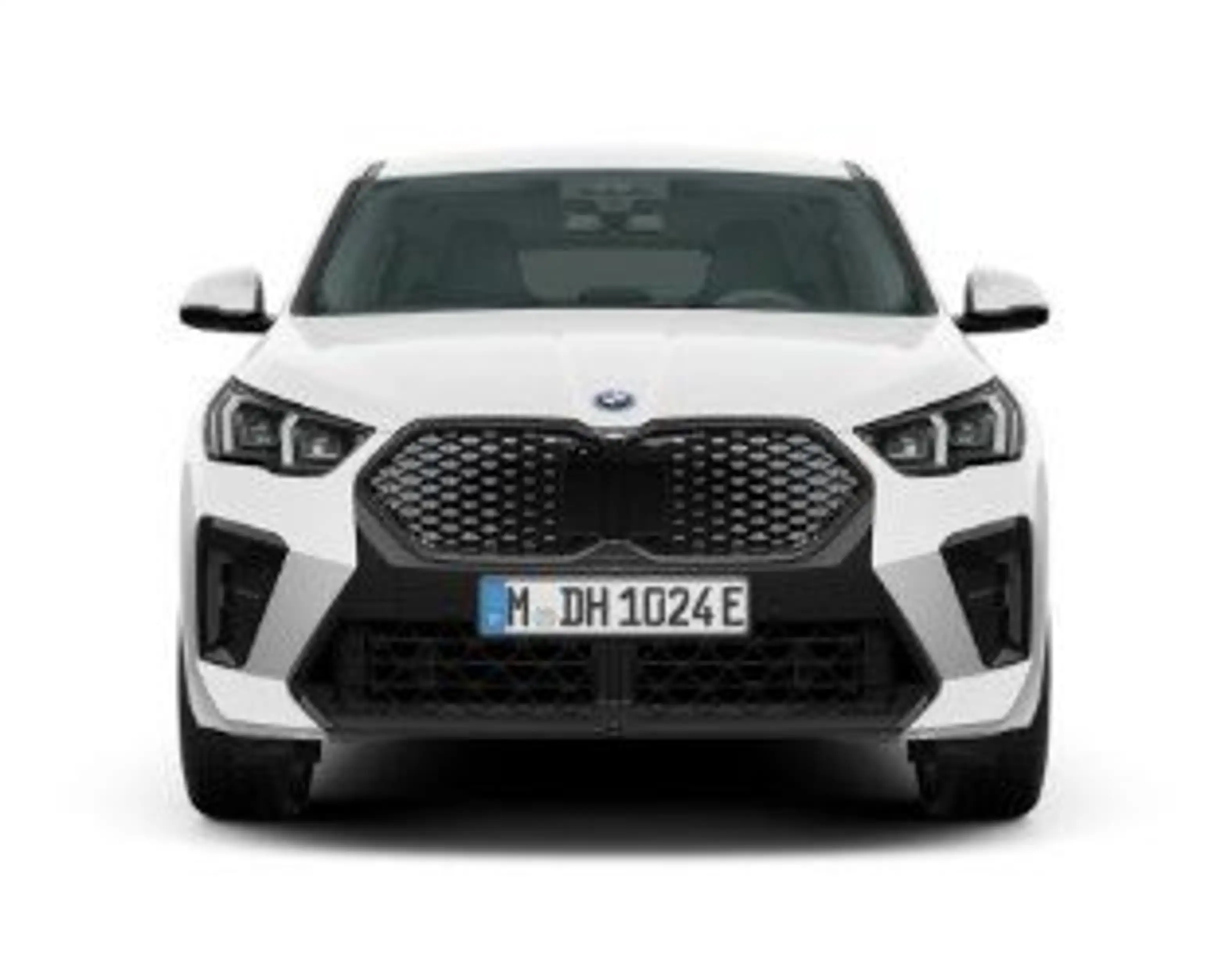 BMW iX2 xDrive30 — photo 3