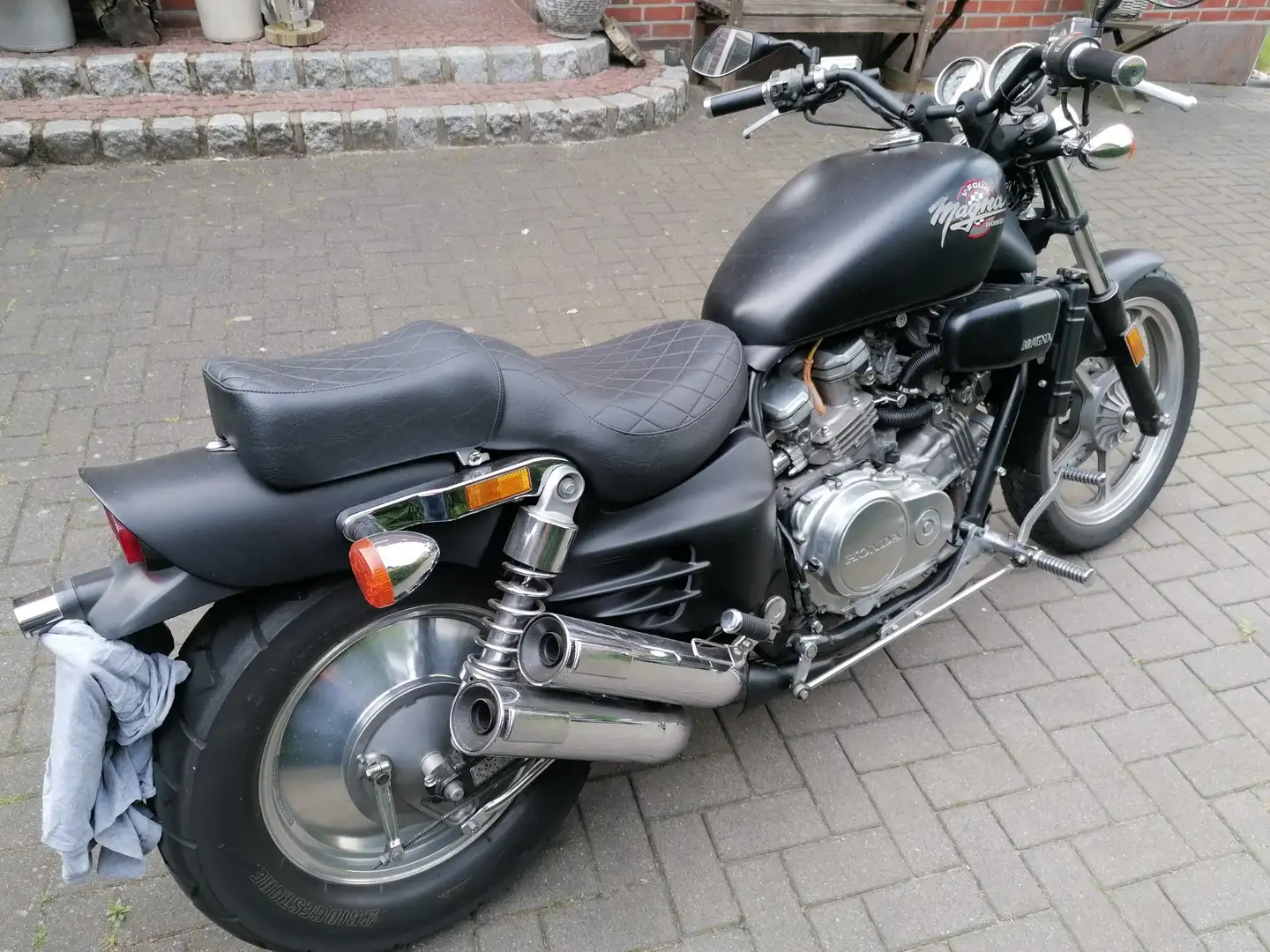 Honda VF 700 Honda VF700C Super Magna, Bj. 87, US Modell. Black - 2