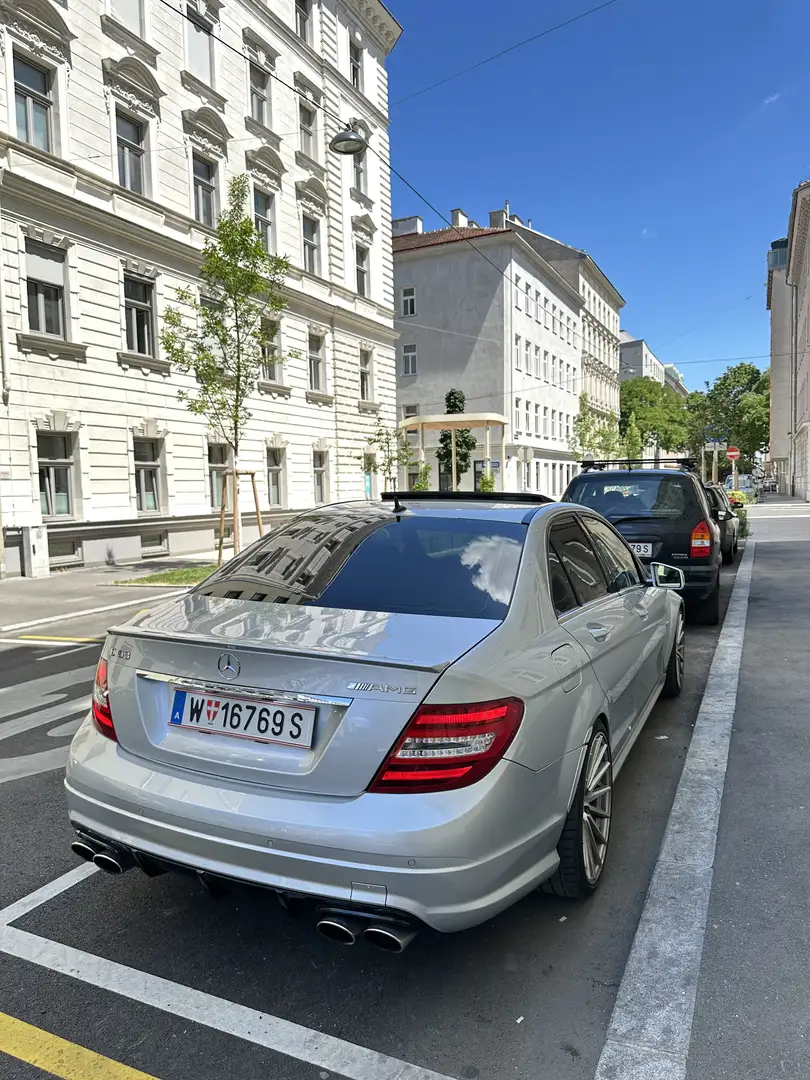 Mercedes-Benz C 63 AMG Japan Import - 1