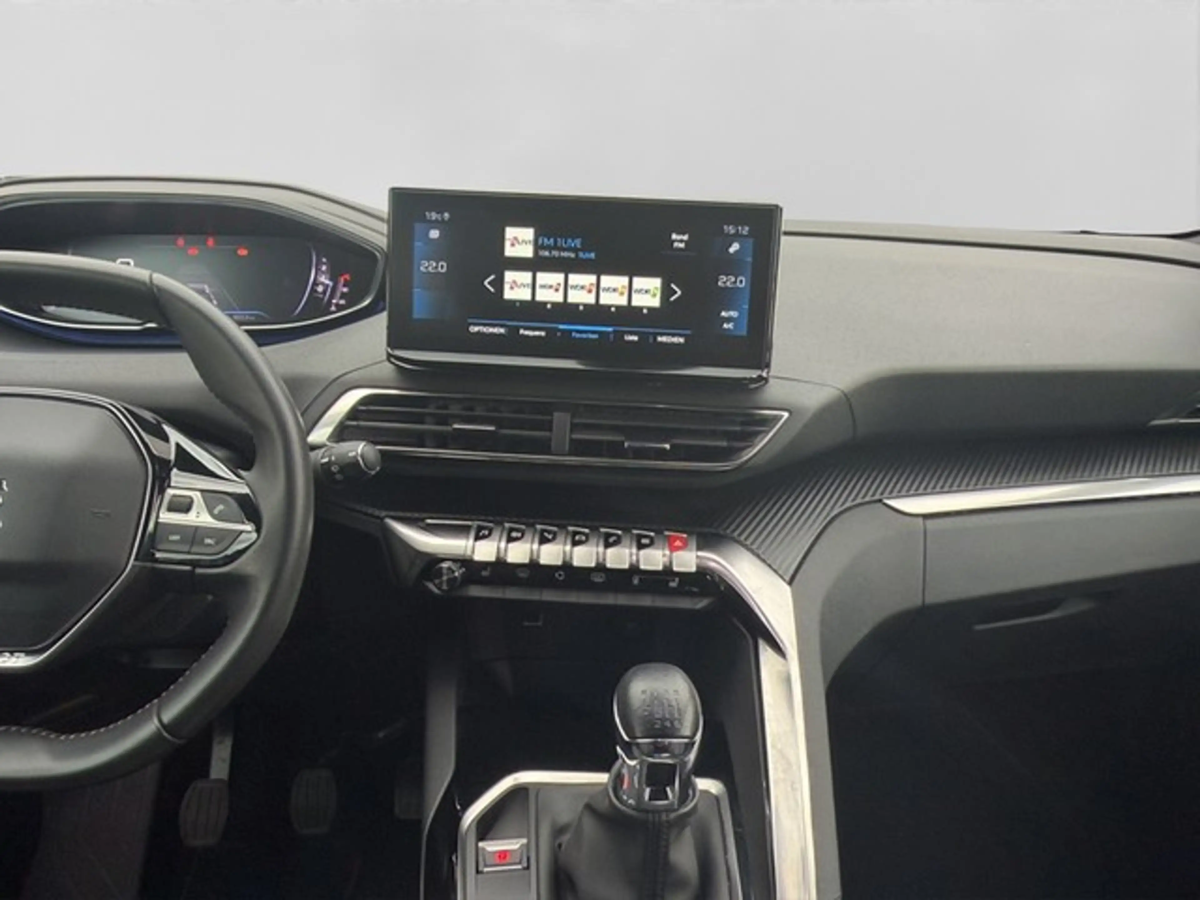 Peugeot 3008 Allure Pack KAMERA SHZ PDC — photo 11