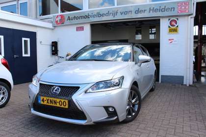 Lexus CT 200h F Sport Line