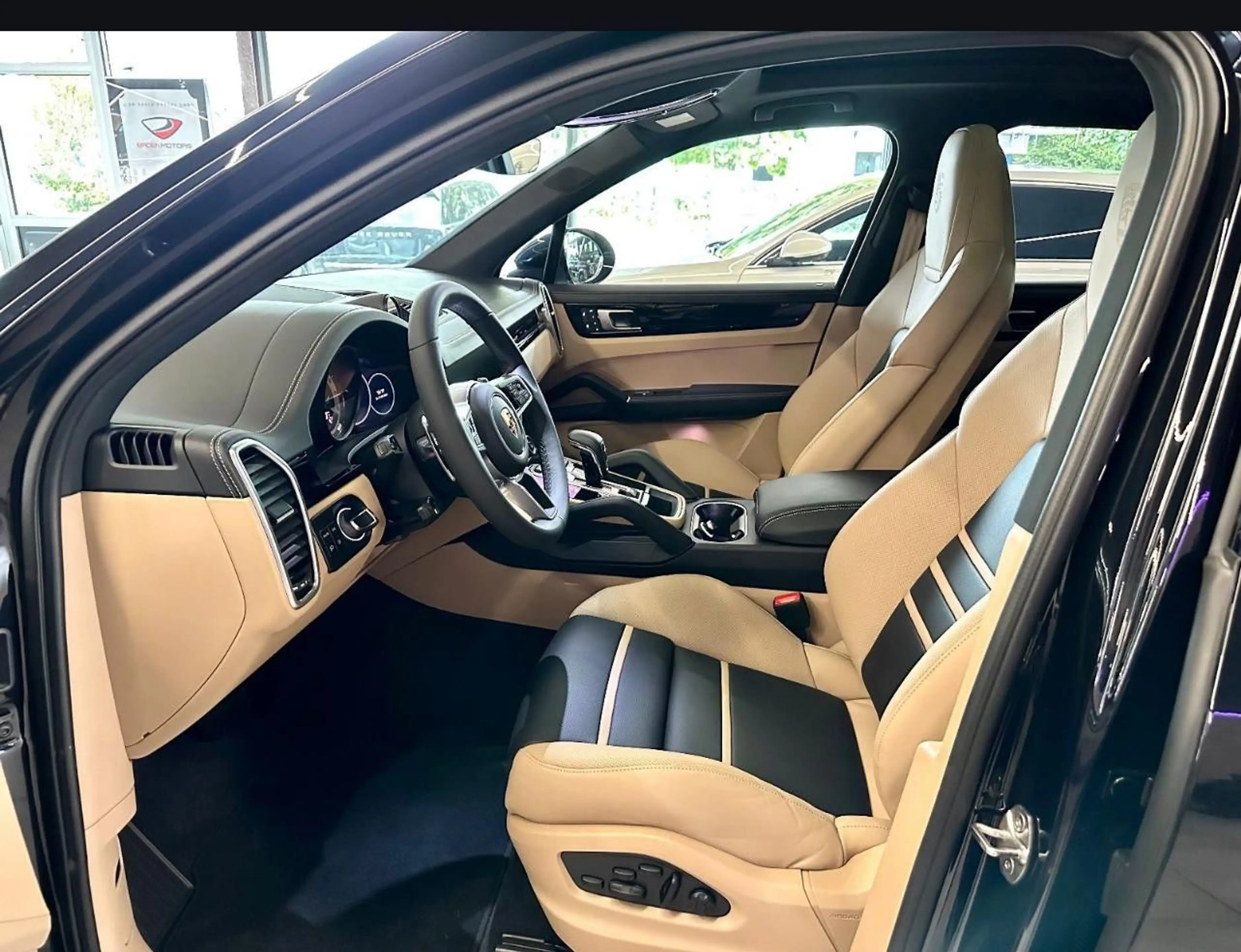 Porsche Cayenne Platinum Edition/Burmester/ACC/360'/ — photo 8