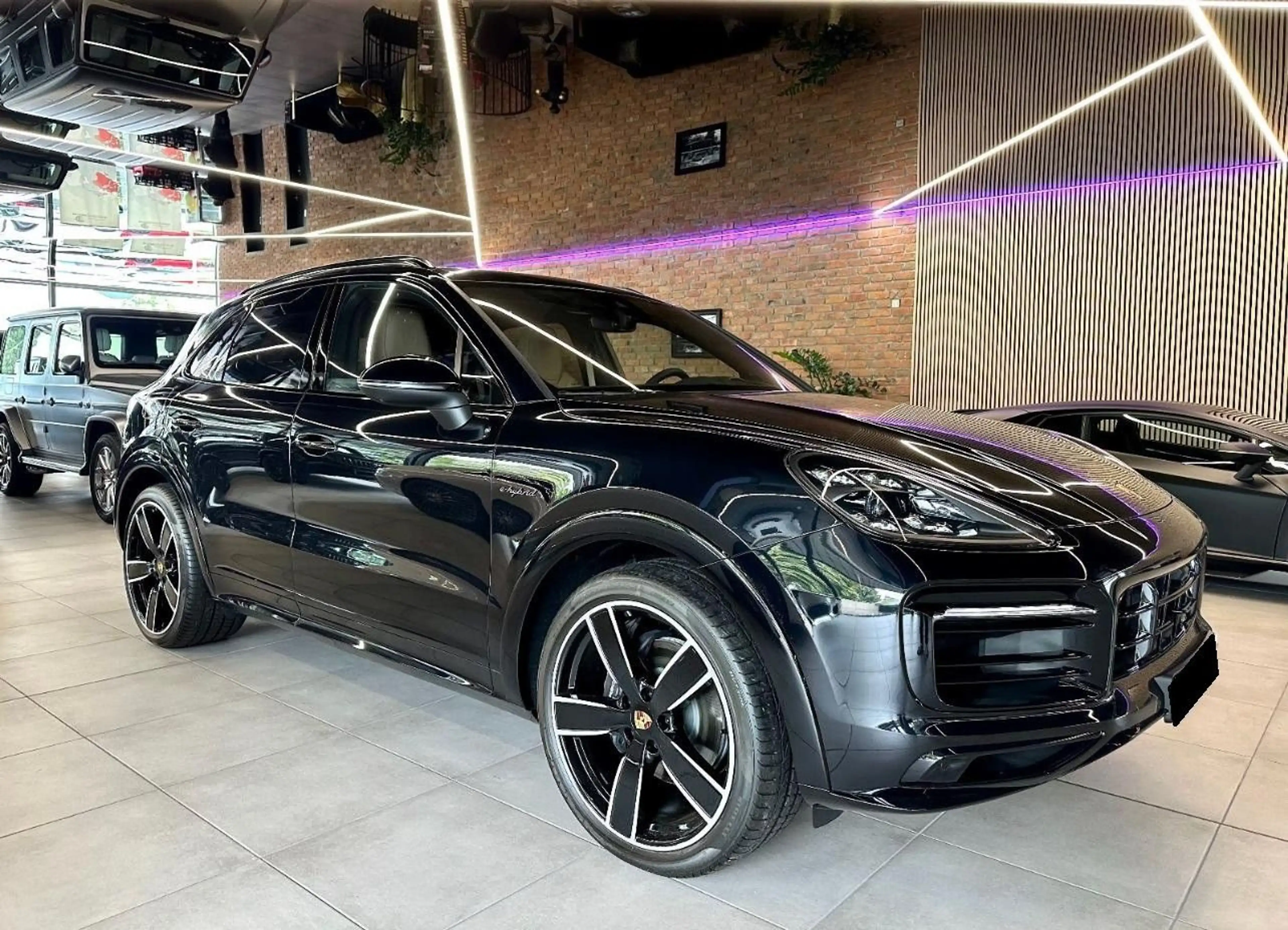 Porsche Cayenne Platinum Edition/Burmester/ACC/360'/