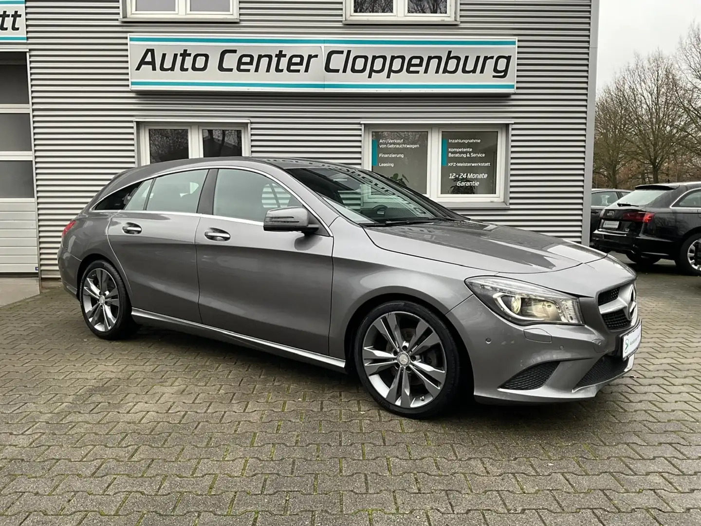 Mercedes-Benz CLA 200 CDI Shooting Brake DCT "Urban" Automatik Grau - 1
