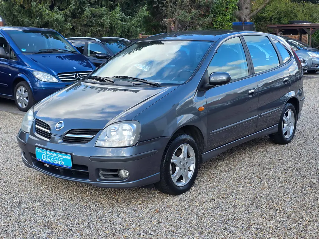 Nissan Almera Tino 2005 из Европы — купить под ключ