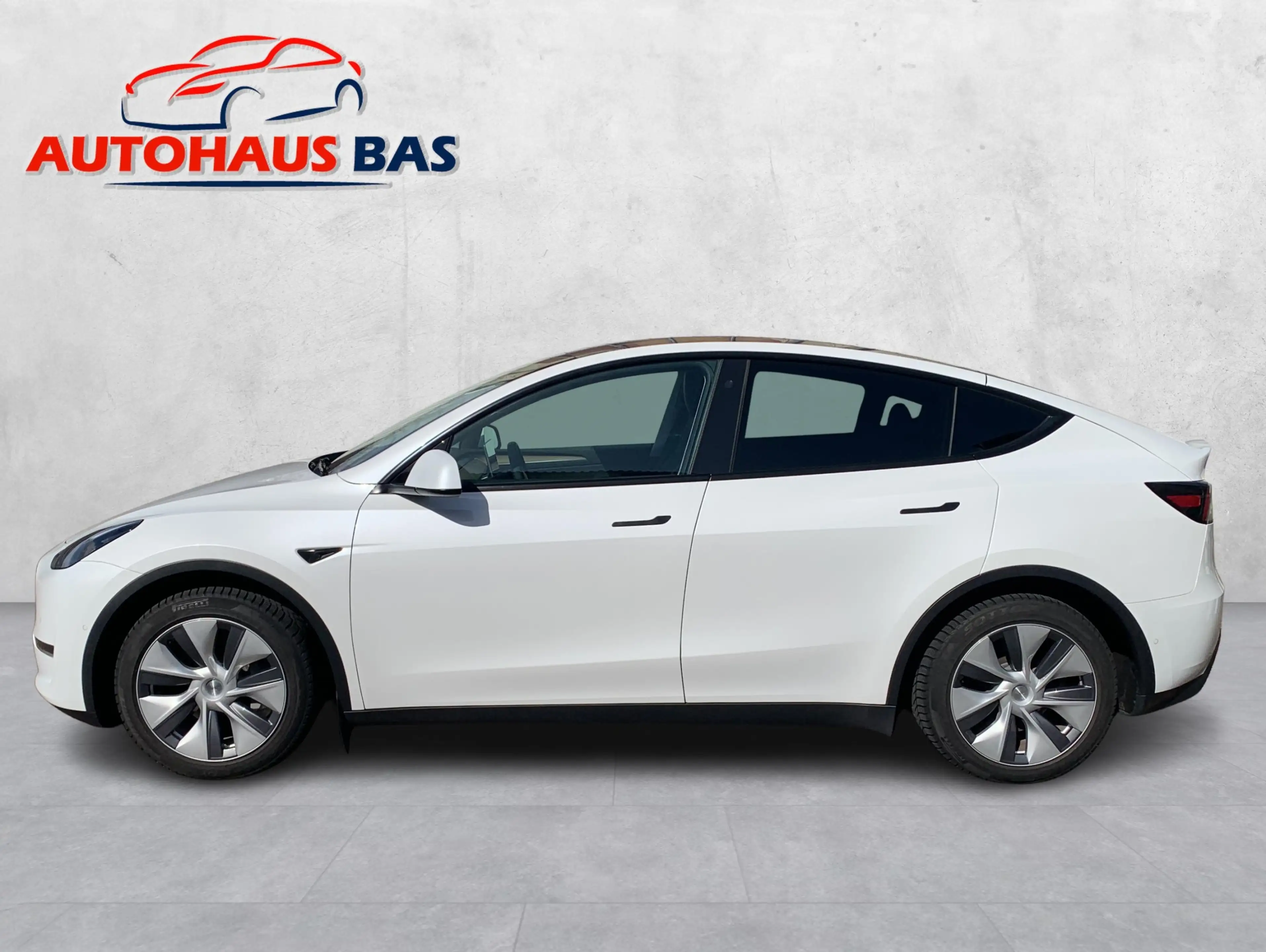 Tesla Model Y Long Range AWD* Mwst ausweisbar* 1.Hand — photo 5