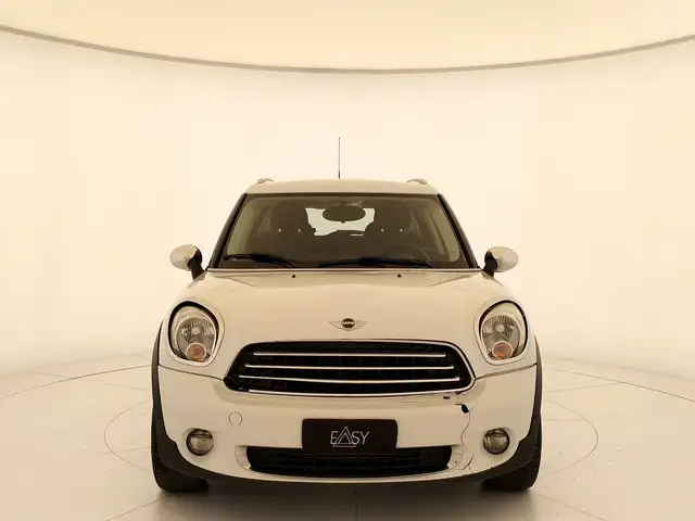 MINI Countryman view 2