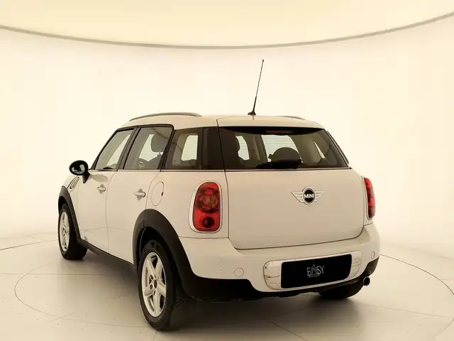 MINI Countryman view 6