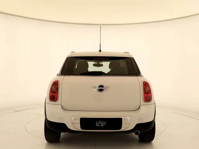 MINI Countryman view 5