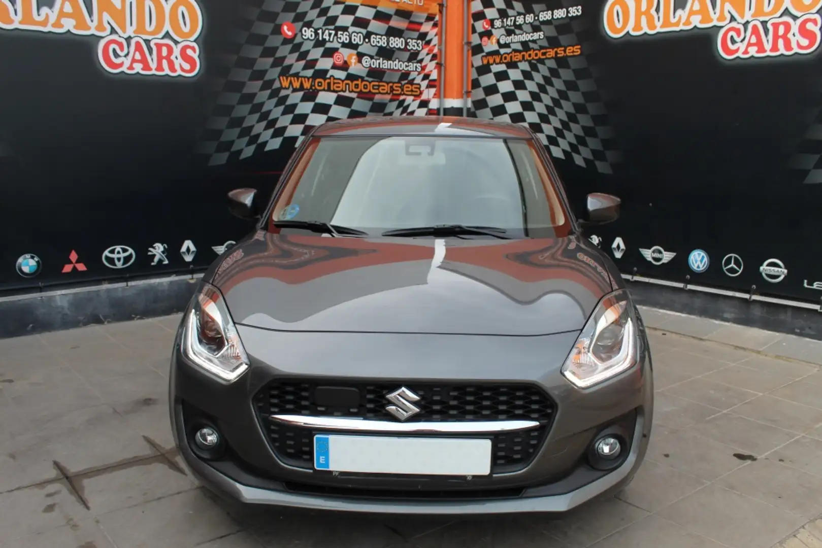 Suzuki Swift 1.2 Mild Hybrid GLE Gris - 2