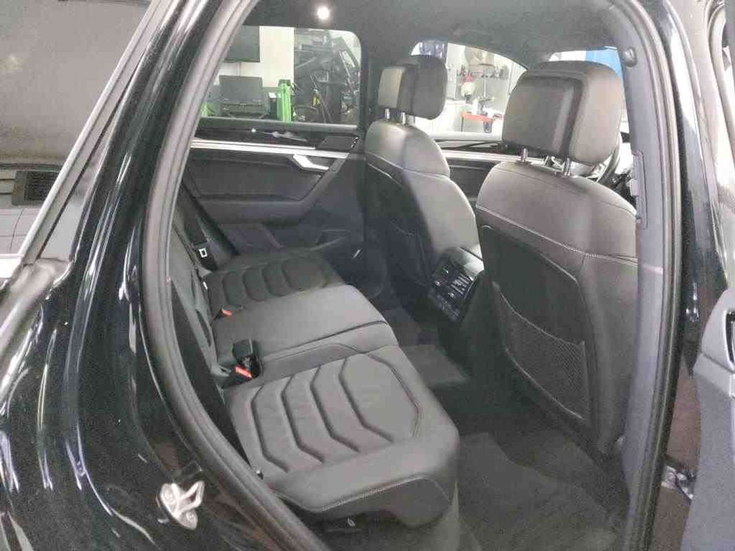 Volkswagen Touareg TDI 4Motion Elegance -  - Joinsteer - #4