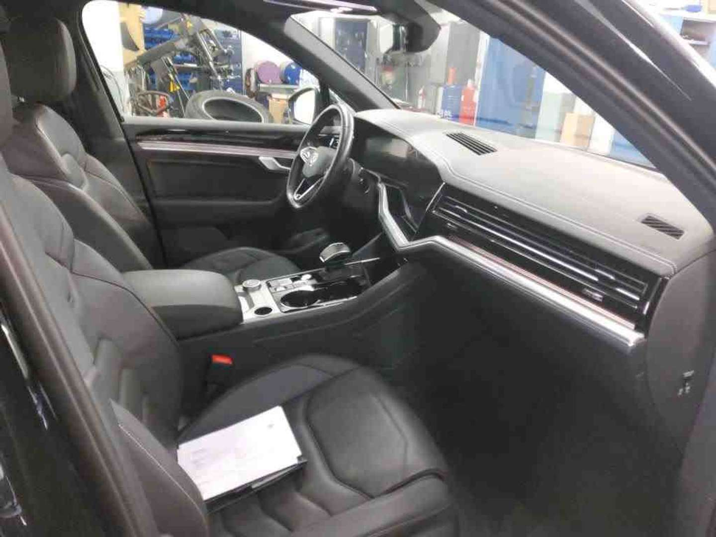 Volkswagen Touareg TDI 4Motion Elegance -  - Joinsteer - #3