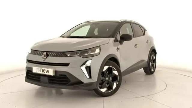 2025 Renault Captur in Grey for sale