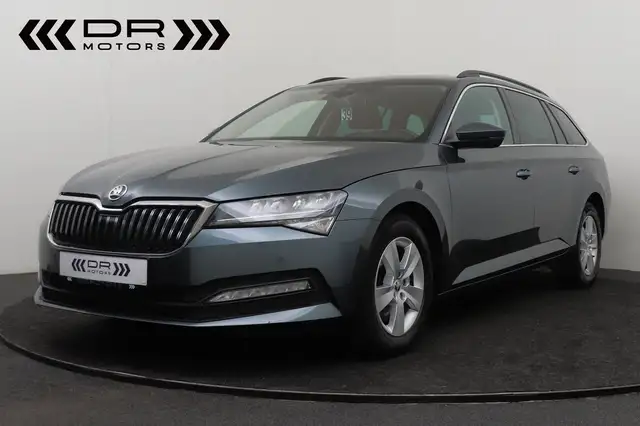 Skoda Superb COMBI - ADAPTIVE CRUISE -KEYLESS - TREKHAAK