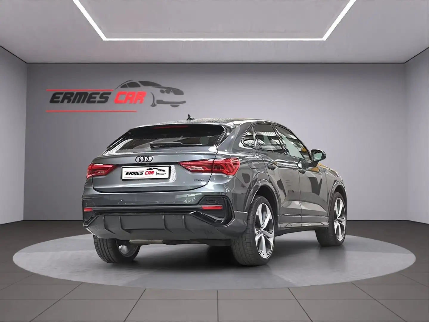 Audi Q3 SPB TDI Q4 S LINE KAMERA CARPLAY MATRIX Grigio - 2