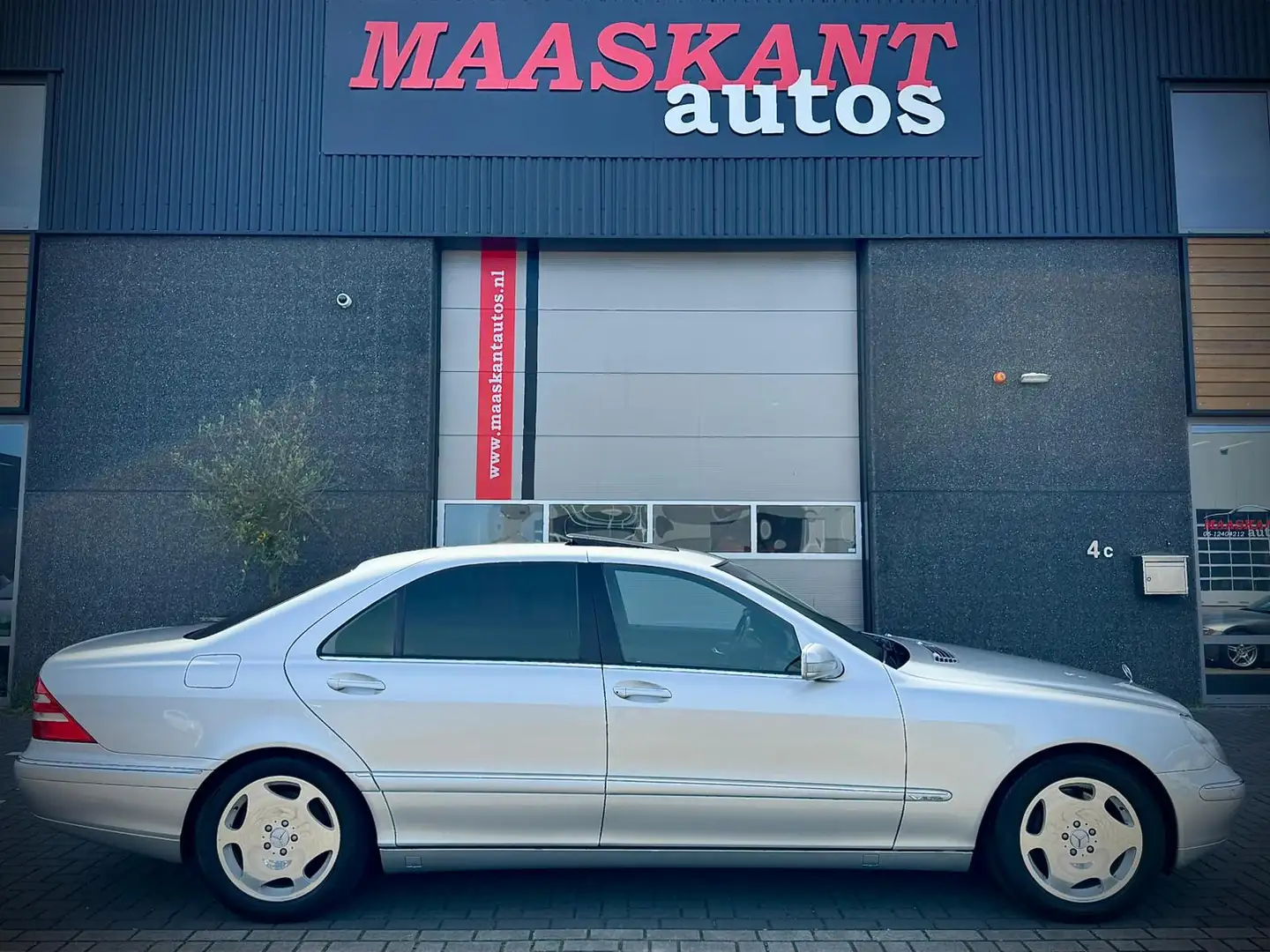 Mercedes-Benz S 600 V12 Lang / 2001 / W220 / Only 46205km / Youngtimer Gri - 1