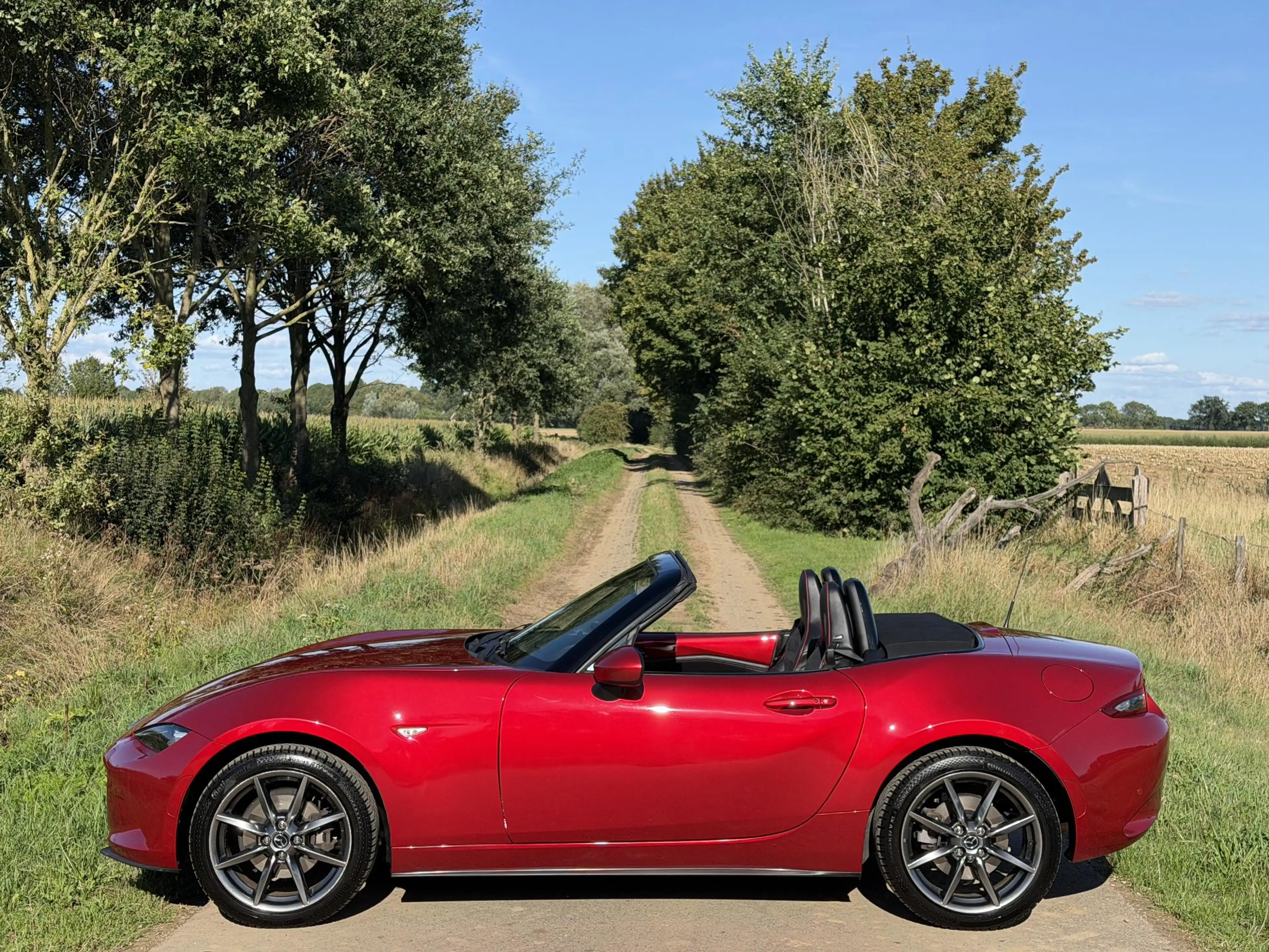 Mazda MX-5 ND 2.0 SkyActiv-G 160 SPORTS-LINE, RECAROSTOELEN — photo 2