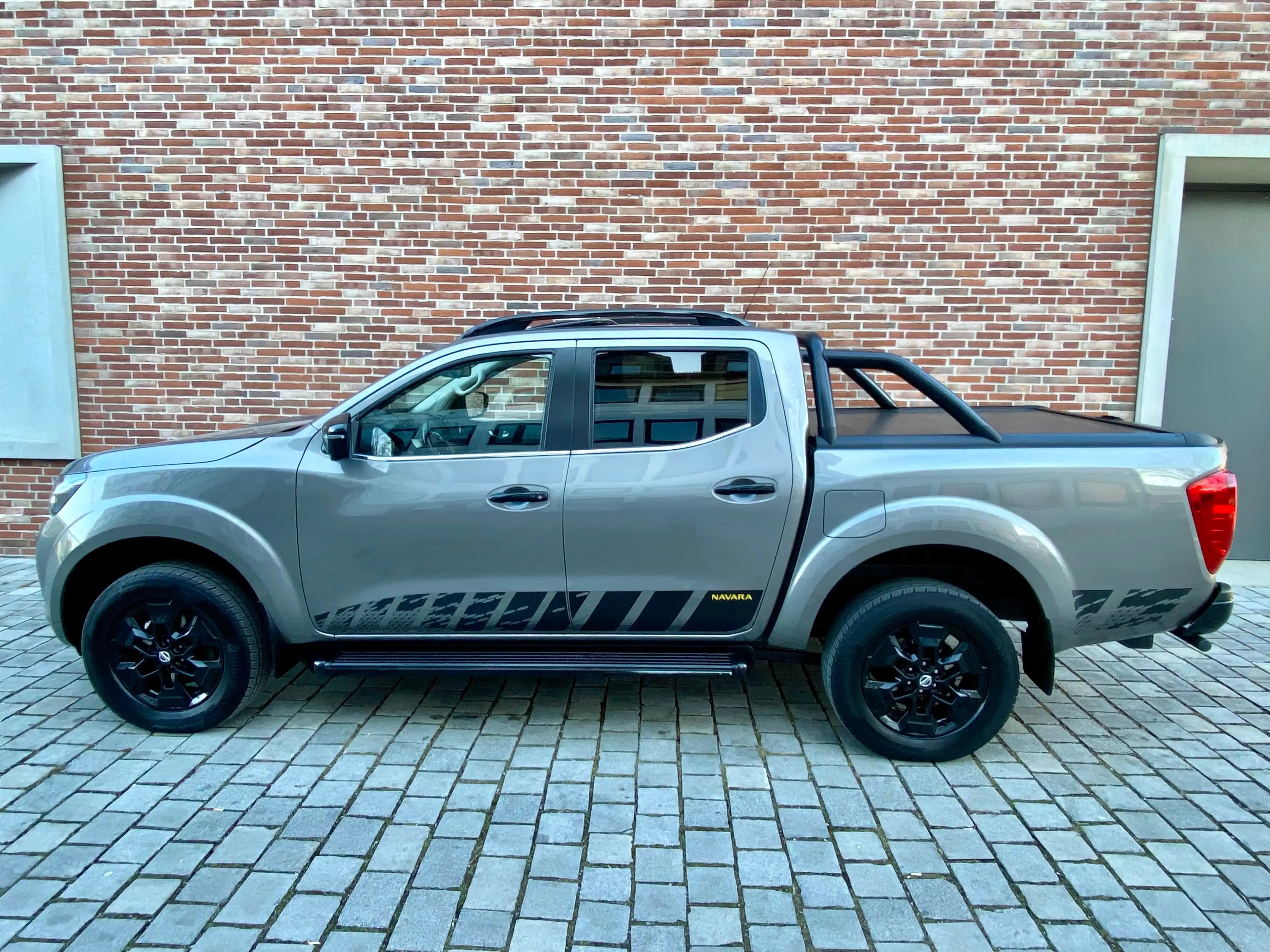 Nissan Navara N-Guard - NUR 54' KM - SONDERMODELL — photo 14