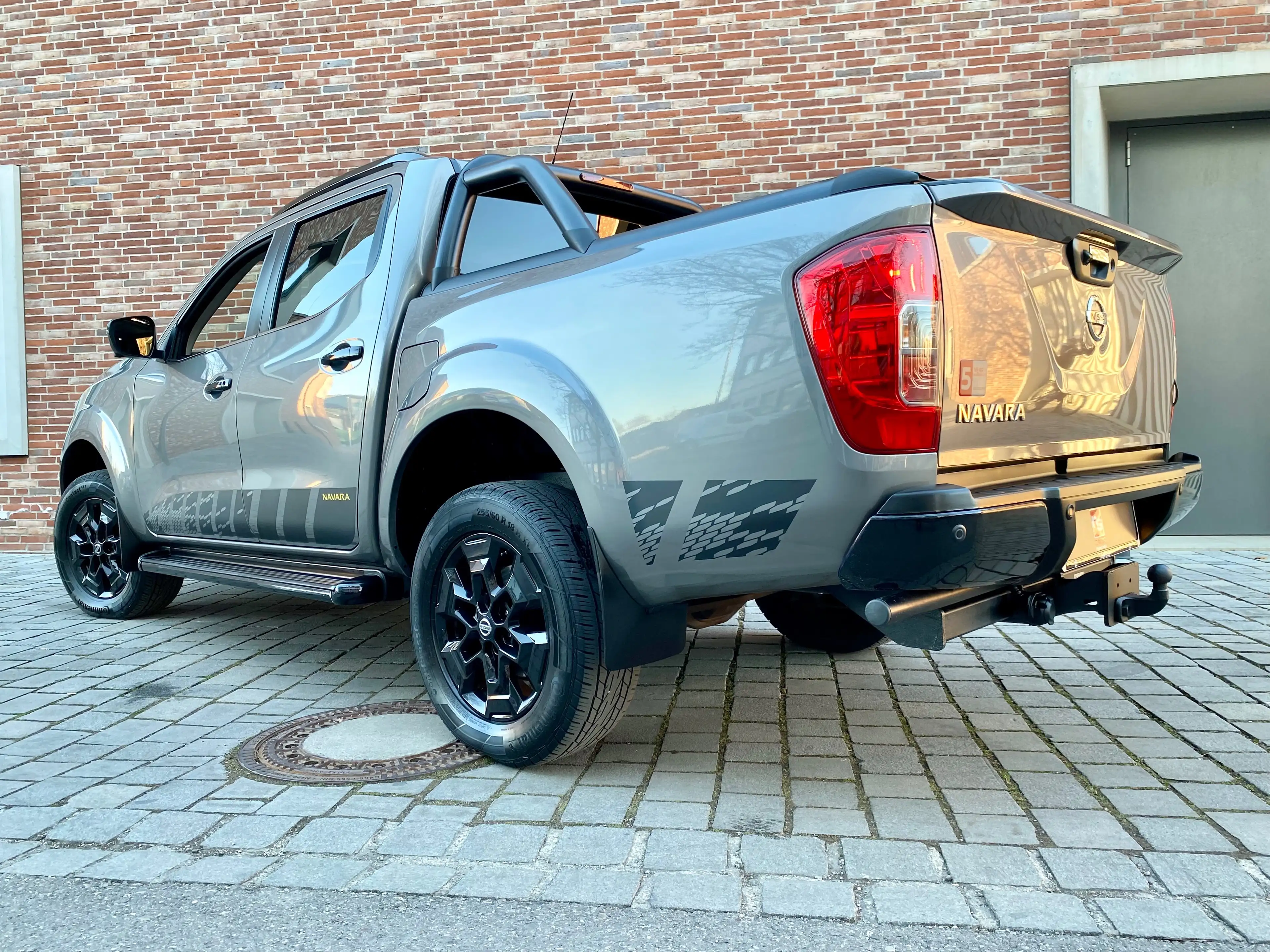 Nissan Navara N-Guard - NUR 54' KM - SONDERMODELL — photo 4