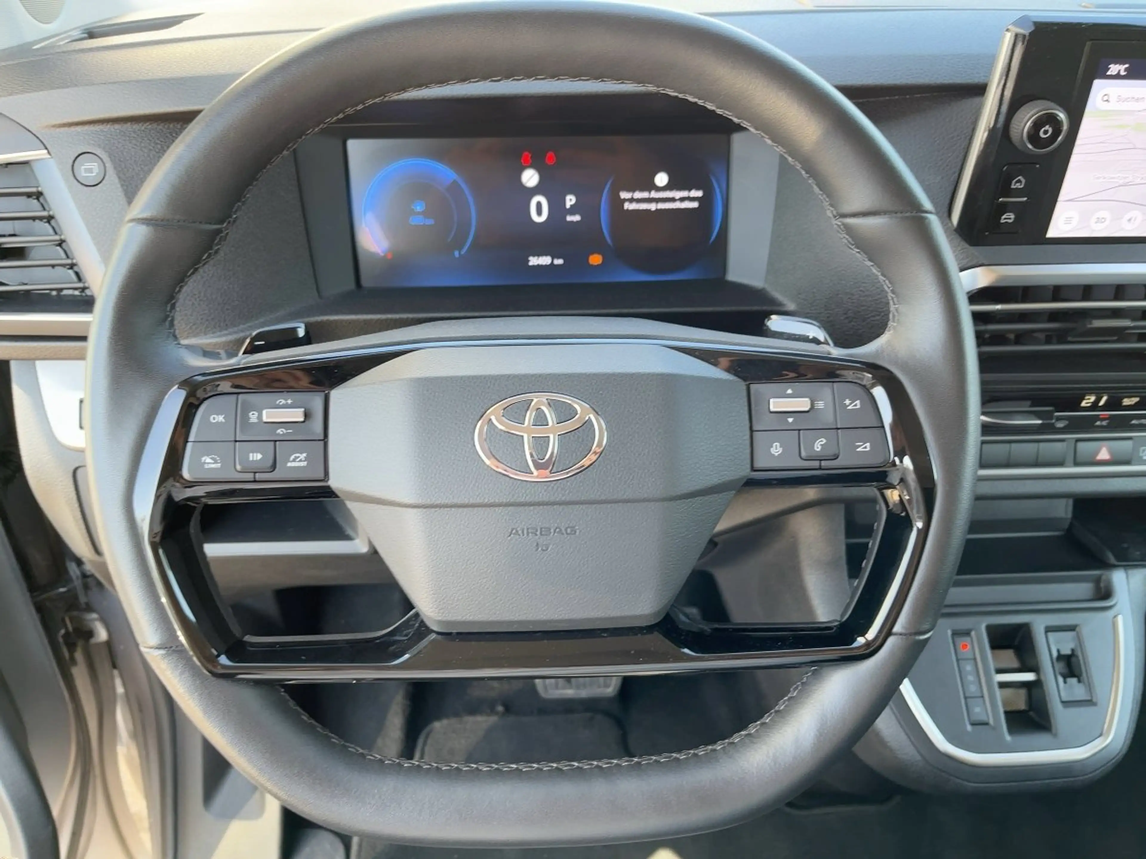 Toyota Proace Verso 2.0 D-4D L2 Team D Navi*ACC*KAM*SHZ — photo 15