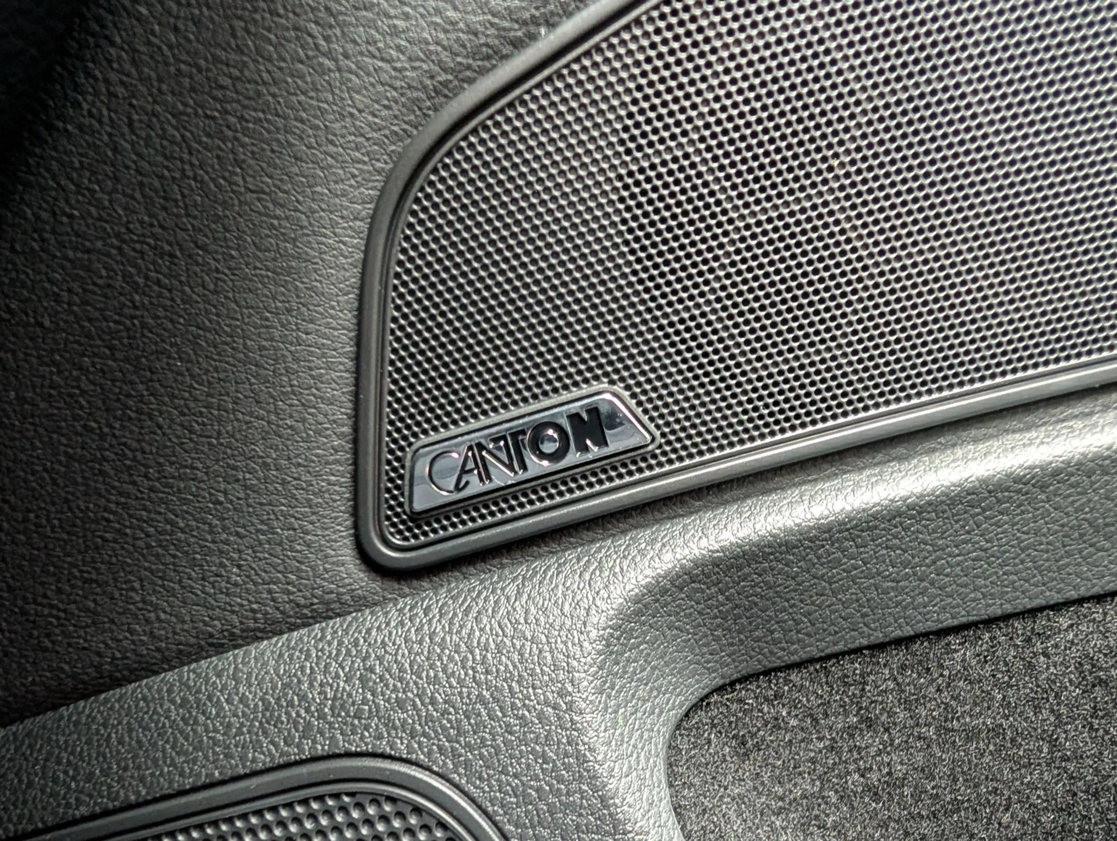 Skoda Superb Superb Combi 1.4 TSI DSG Style iV STH PANO NAV ... — photo 19