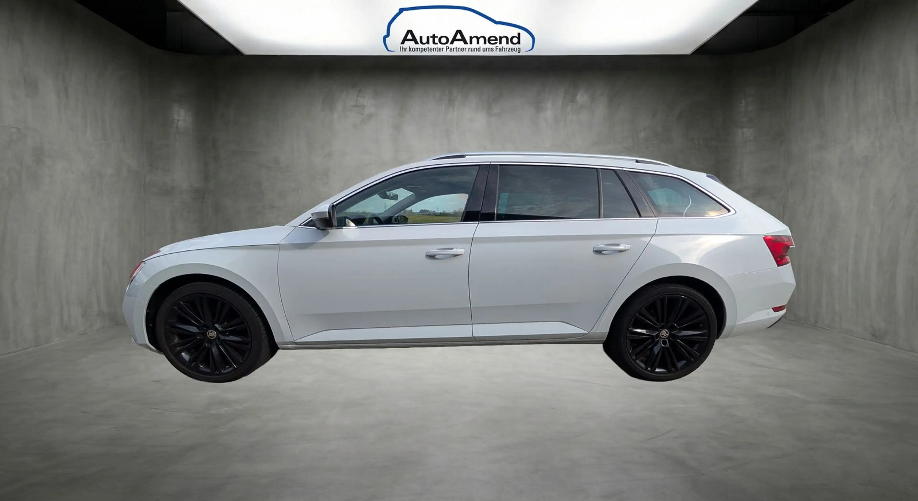 Skoda Superb Superb Combi 1.4 TSI DSG Style iV STH PANO NAV ... — photo 2