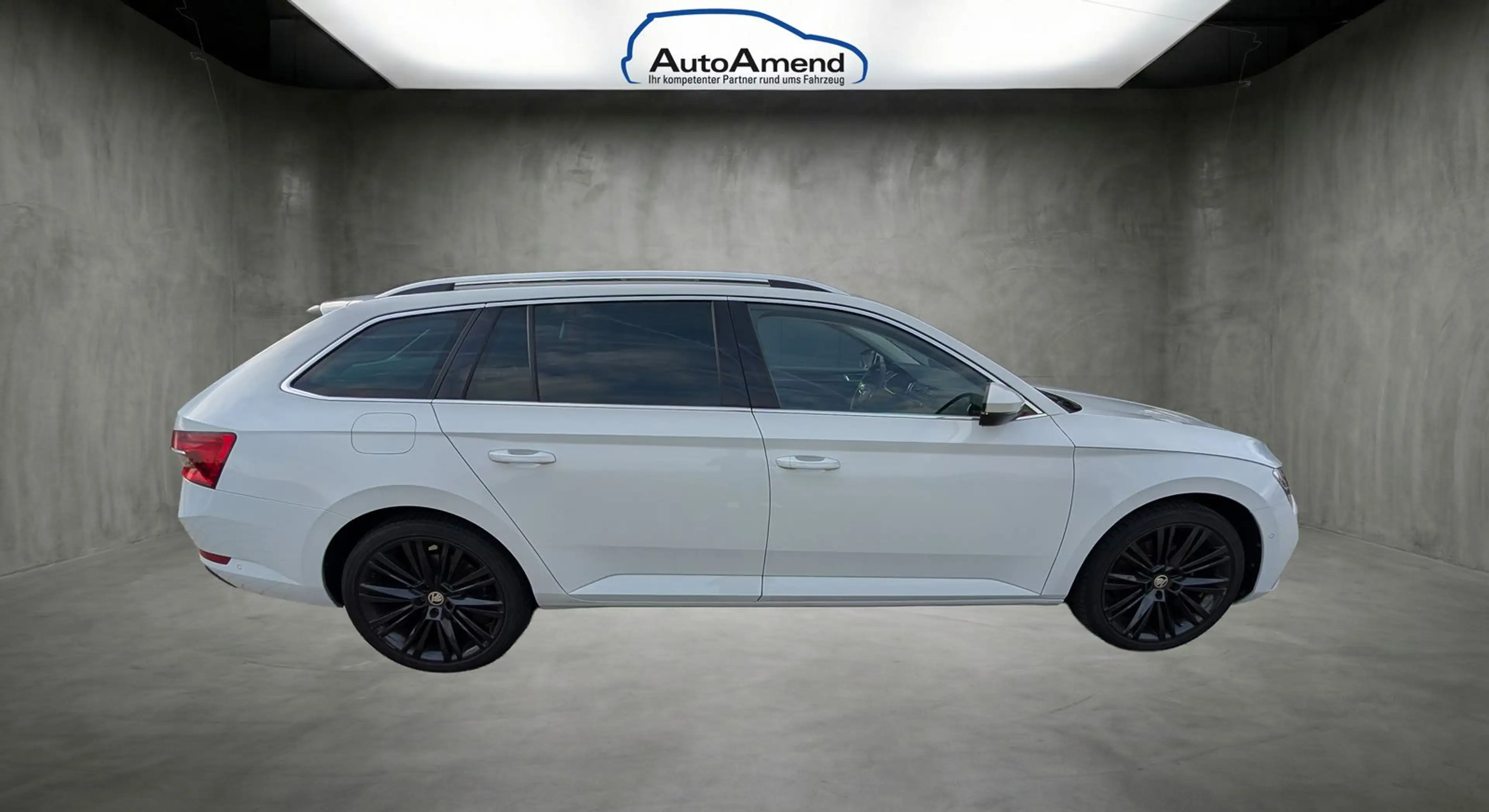 Skoda Superb Superb Combi 1.4 TSI DSG Style iV STH PANO NAV ... — photo 5