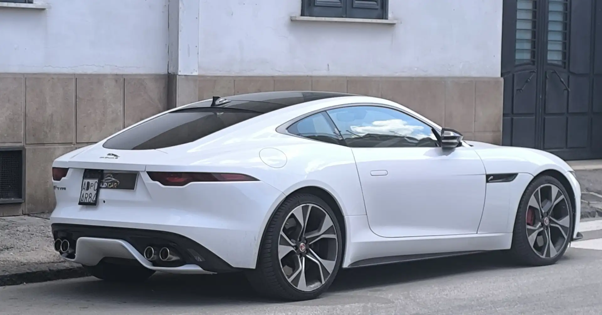 Jaguar F-Type Coupe 5.0 V8 s/c First Edition awd 450cv auto - 1