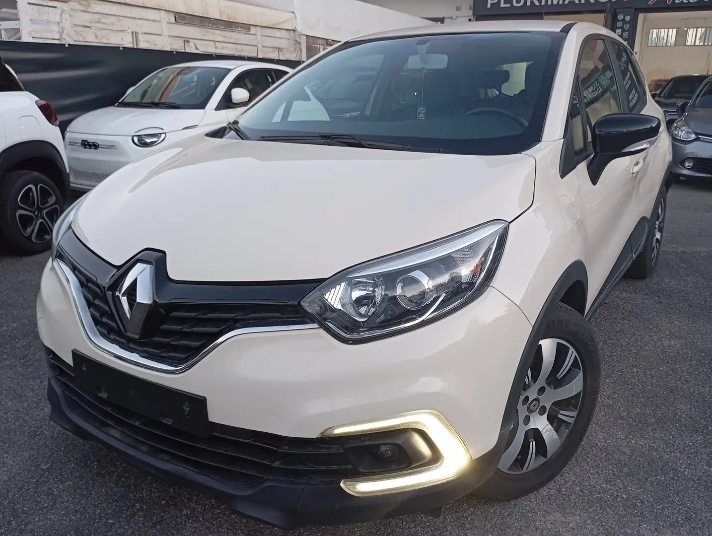 Renault Captur 1.5 dCi 90CV Business Aut. Beige - 1
