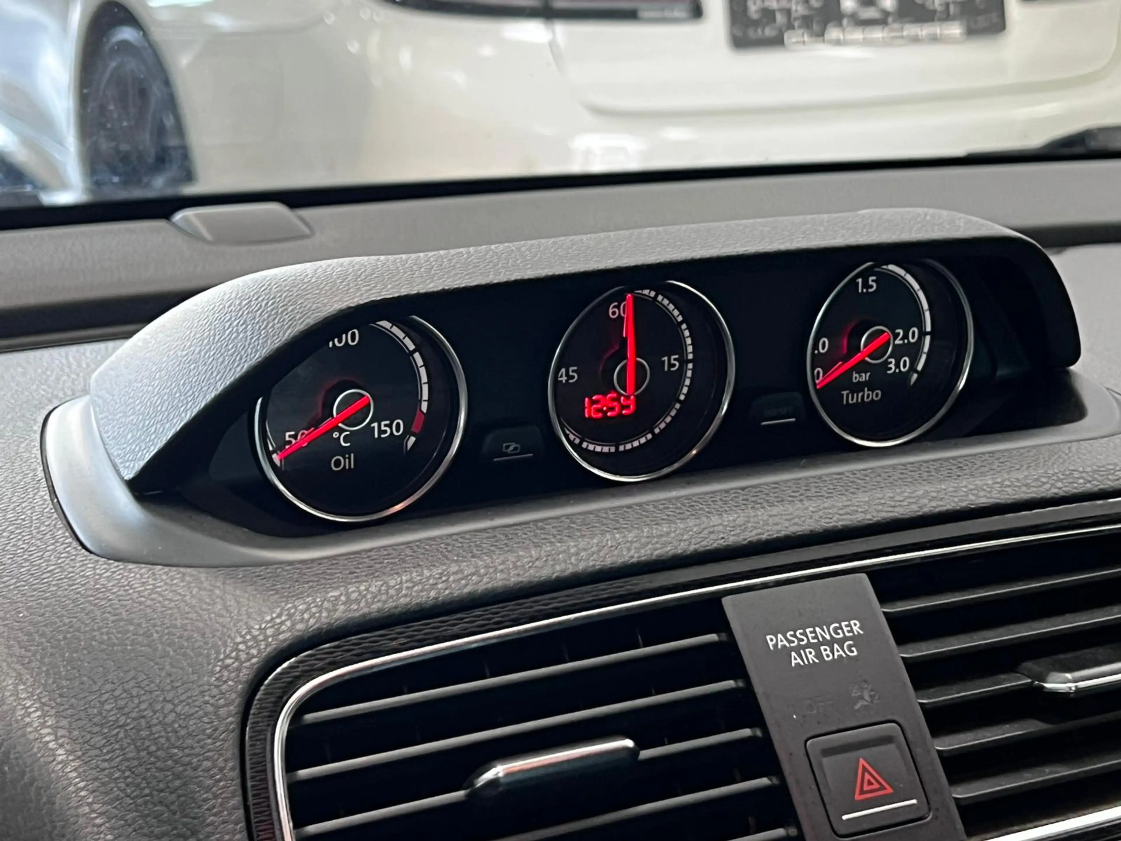 Volkswagen Scirocco 2.0 TSI 180 CV SPORT CARPLAY GARANTIE 1AN — photo 13