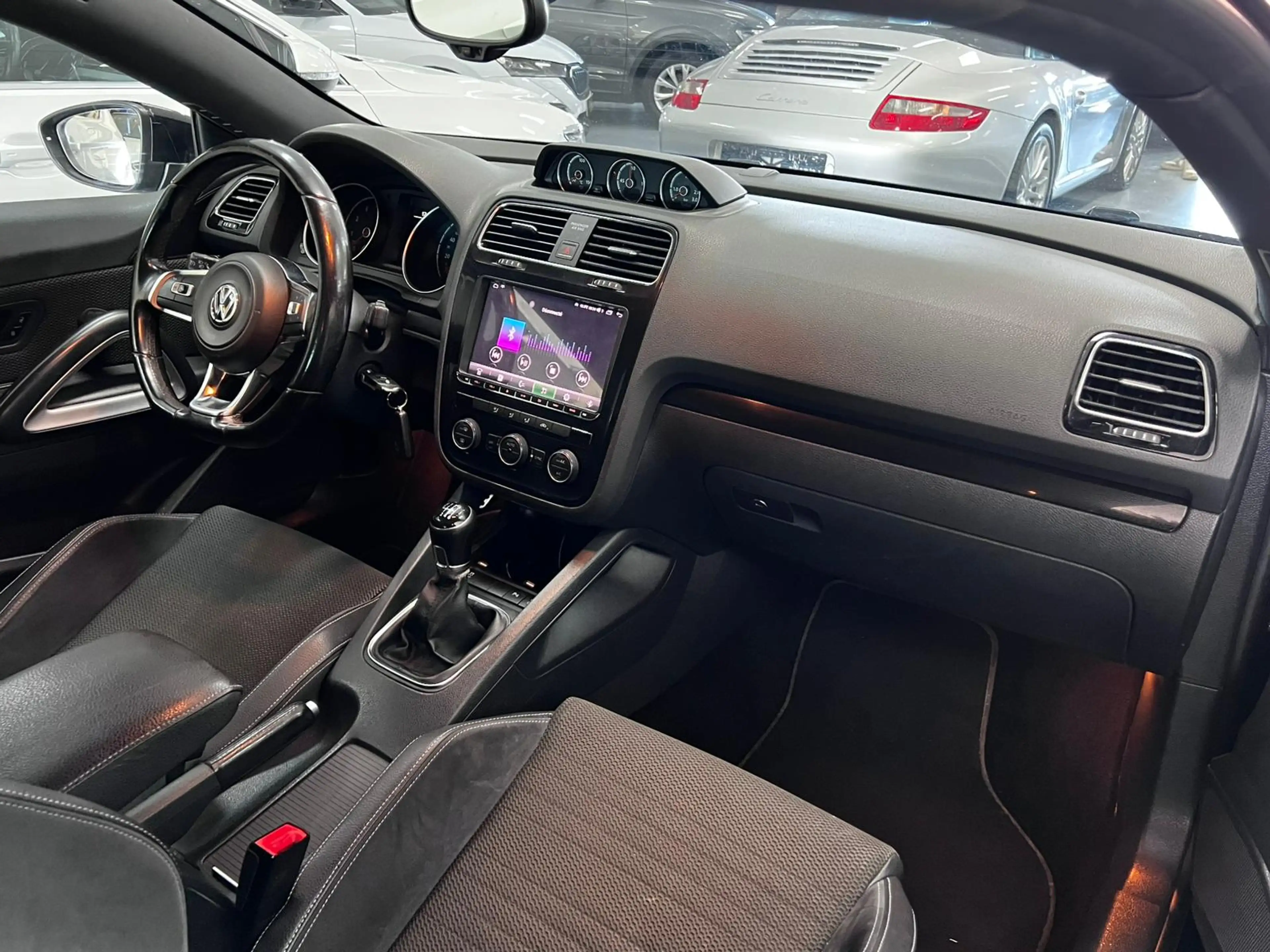 Volkswagen Scirocco 2.0 TSI 180 CV SPORT CARPLAY GARANTIE 1AN — photo 6