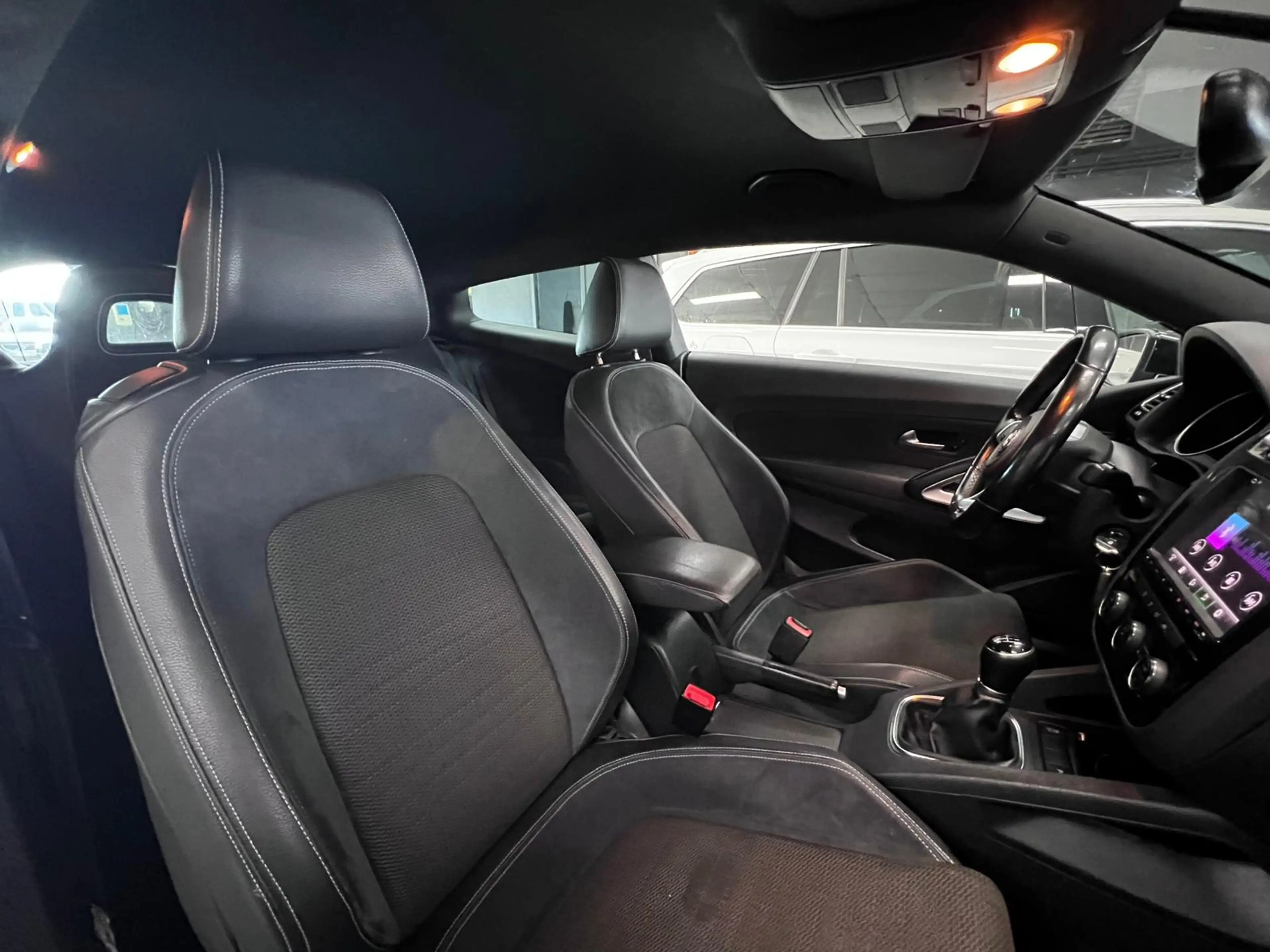 Volkswagen Scirocco 2.0 TSI 180 CV SPORT CARPLAY GARANTIE 1AN — photo 7