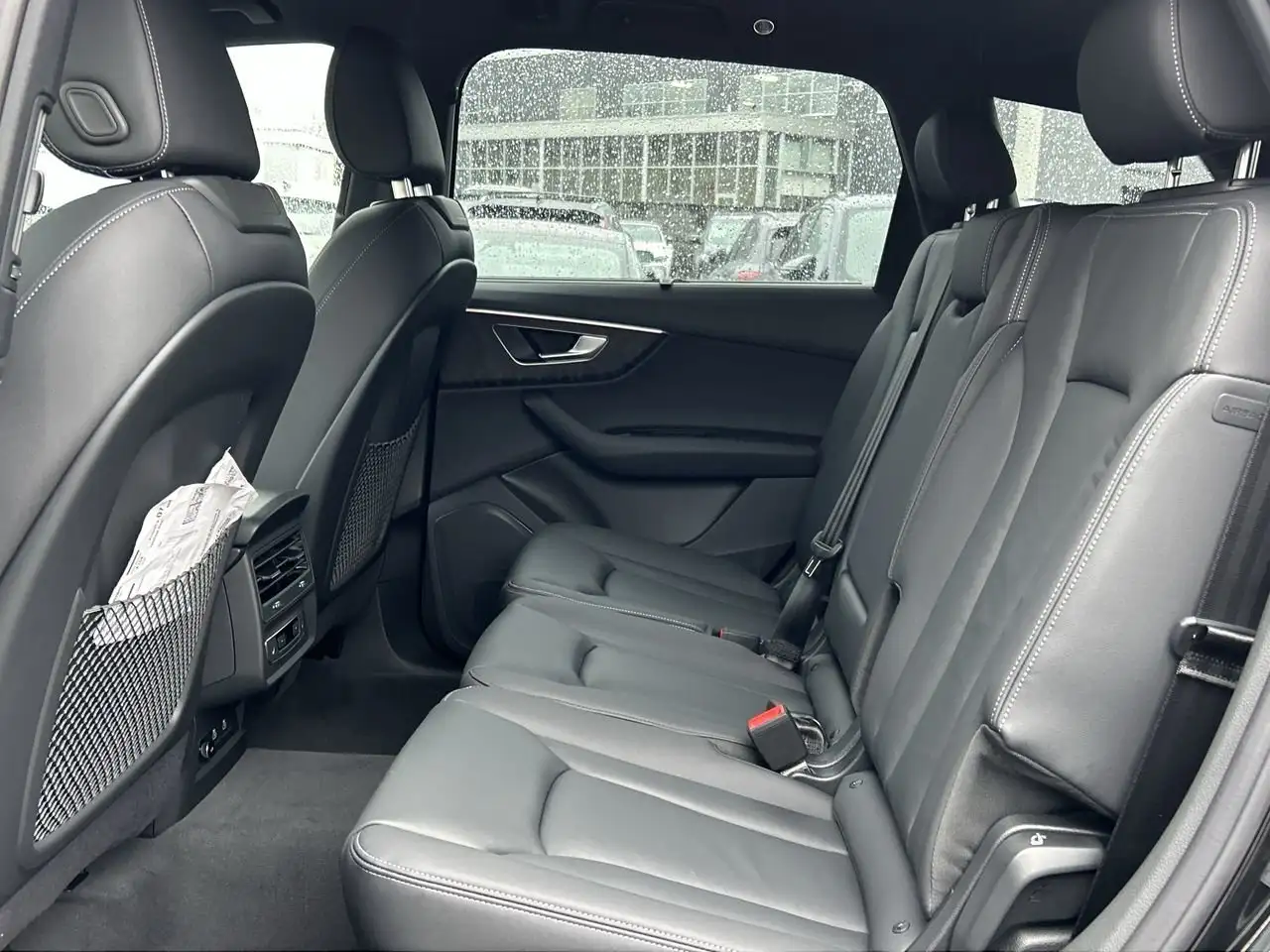 Audi Q7 снимка Audi Q7