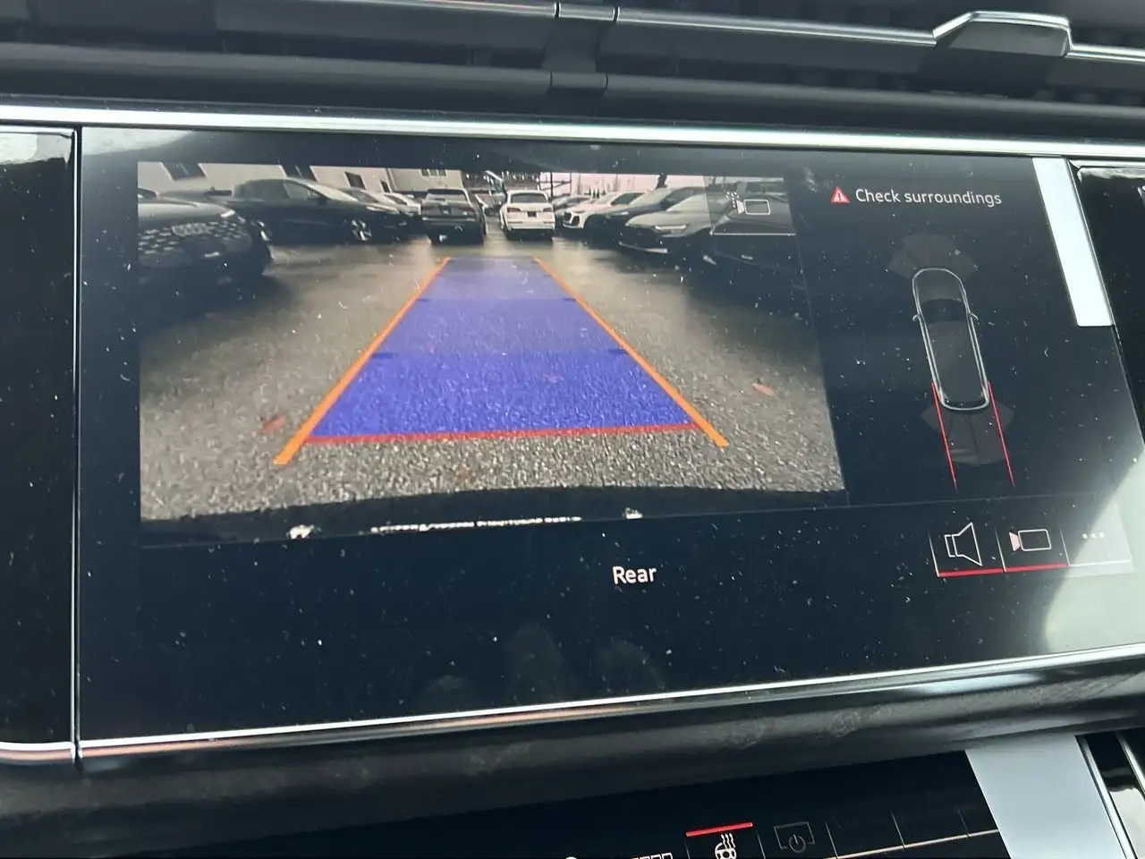 Audi Q7 снимка Audi Q7
