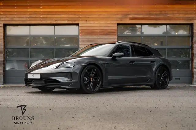 Porsche Taycan Cross Turismo 4 105 kWh | Nieuw prijs 143.610,- |