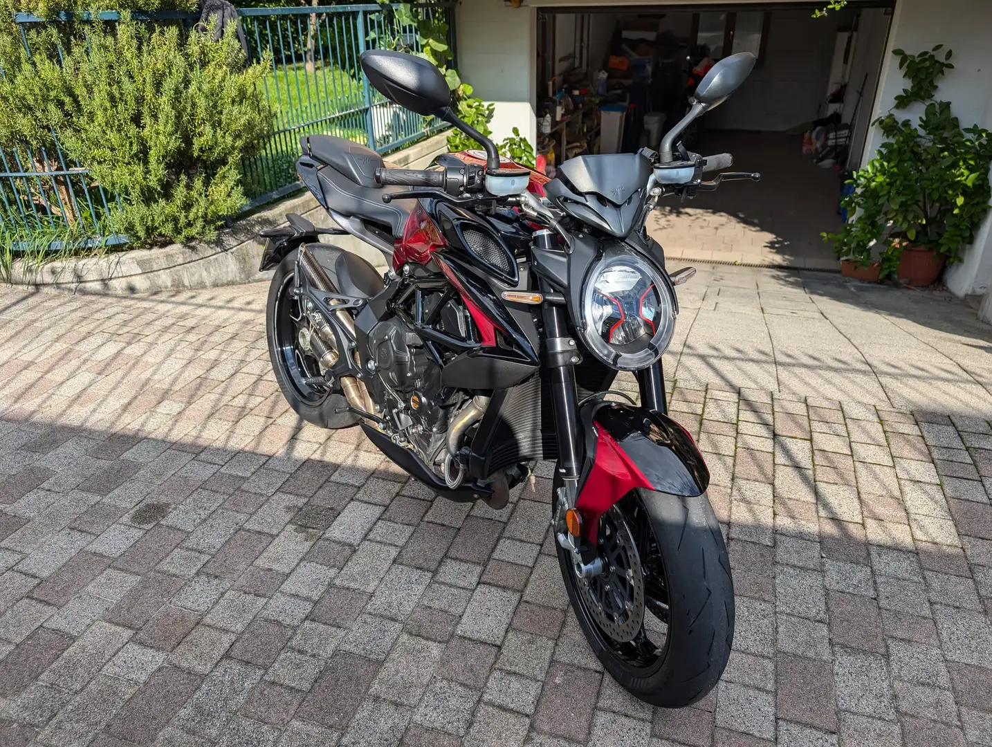 MV Agusta Brutale 800 RR - 2